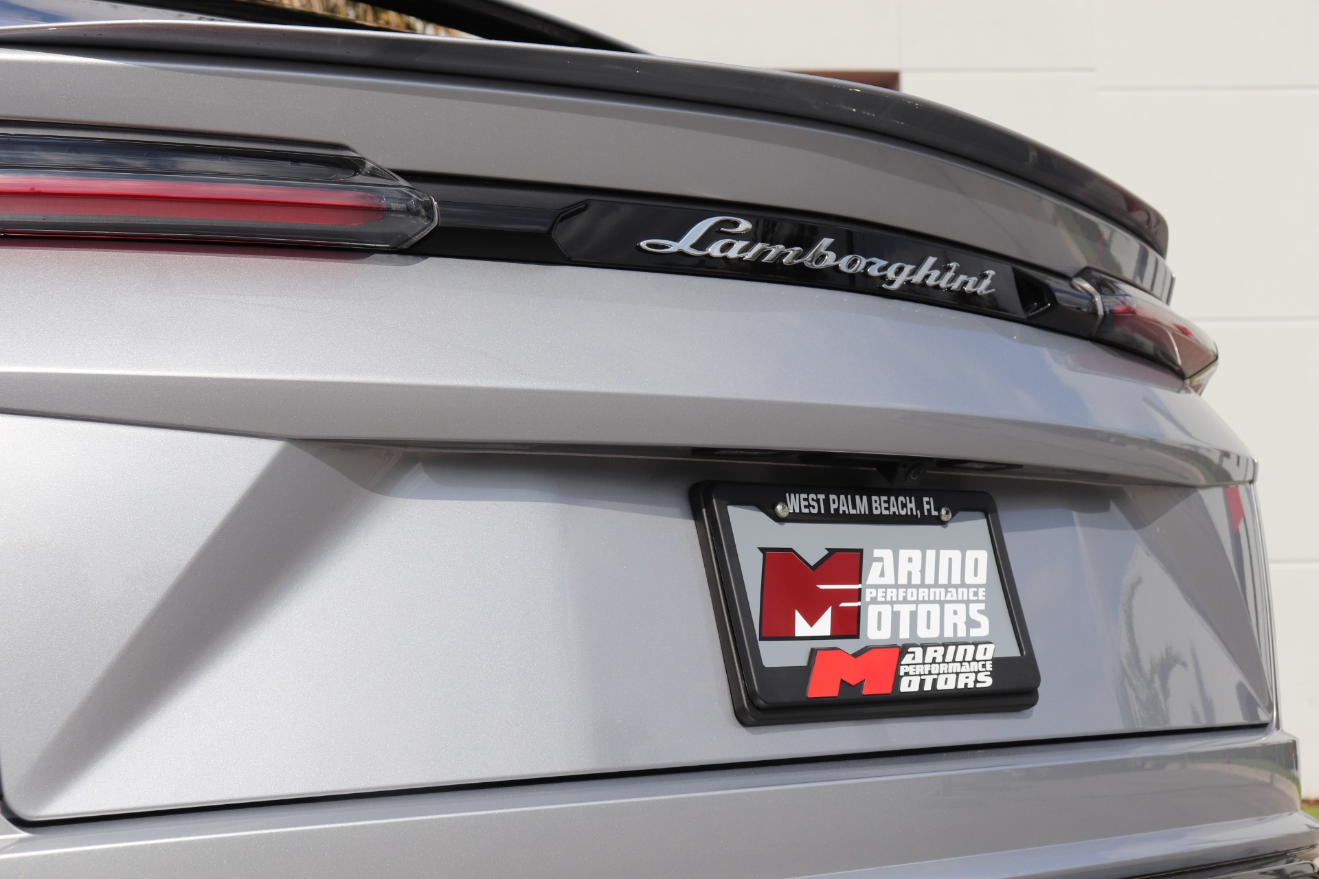 Used-2020-Lamborghini-Urus