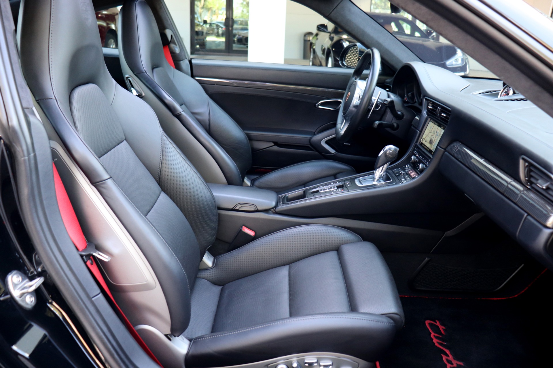 Used-2015-Porsche-911-Turbo