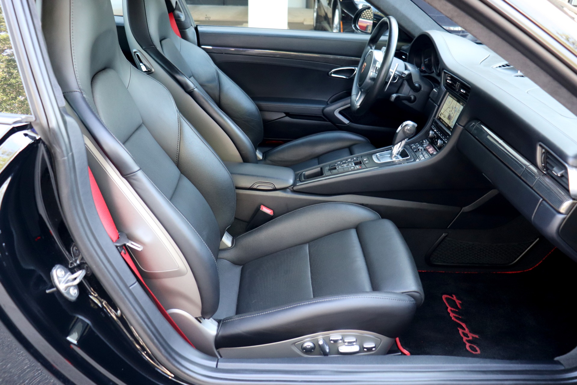 Used-2015-Porsche-911-Turbo
