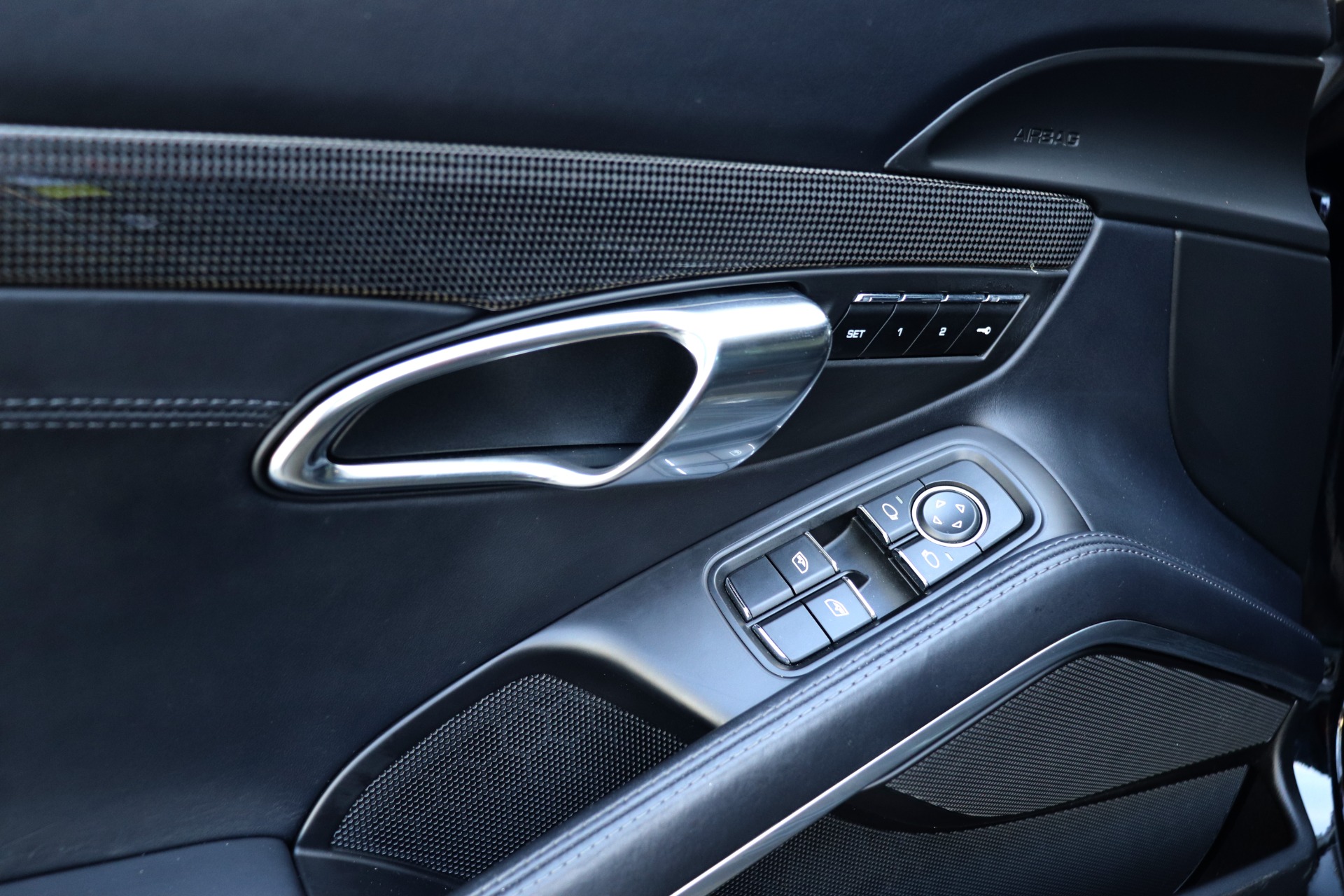 Used-2015-Porsche-911-Turbo