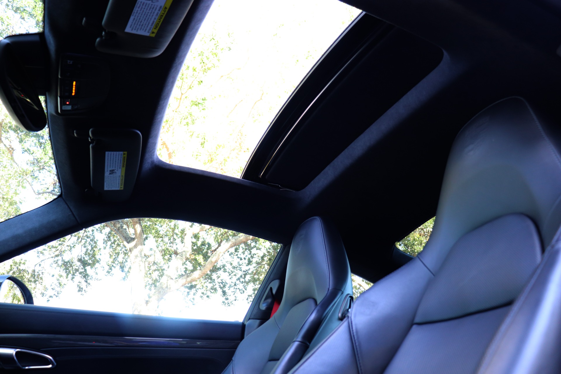 Used-2015-Porsche-911-Turbo