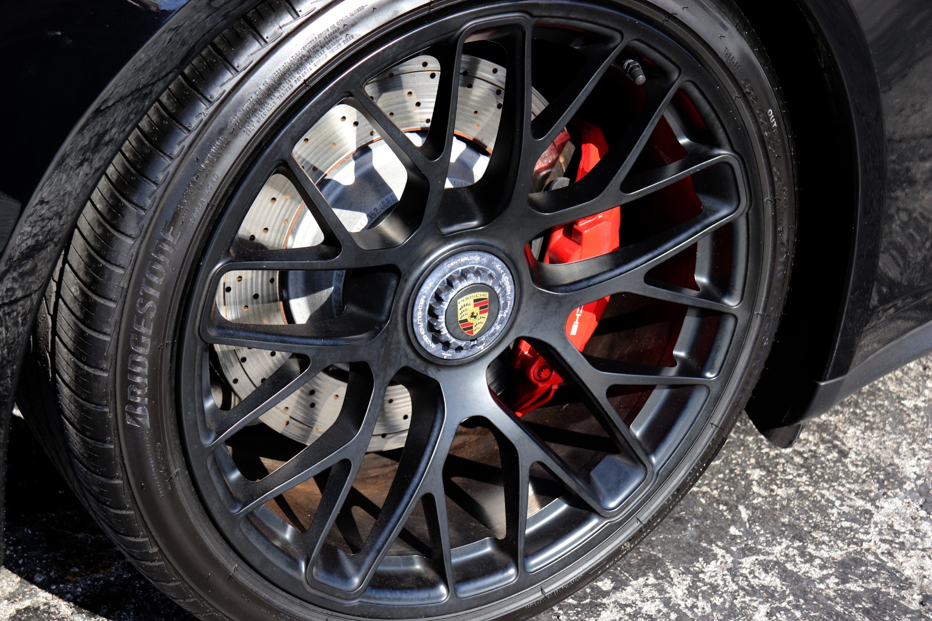 Used-2015-Porsche-911-Turbo
