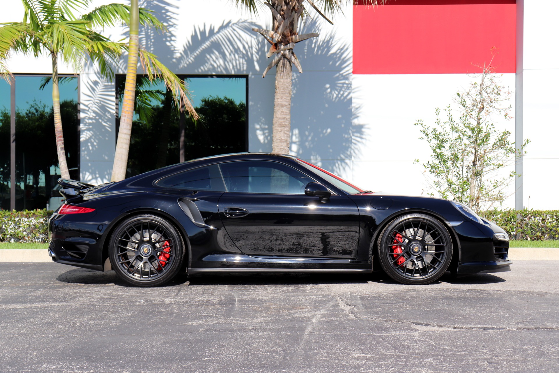 Used-2015-Porsche-911-Turbo