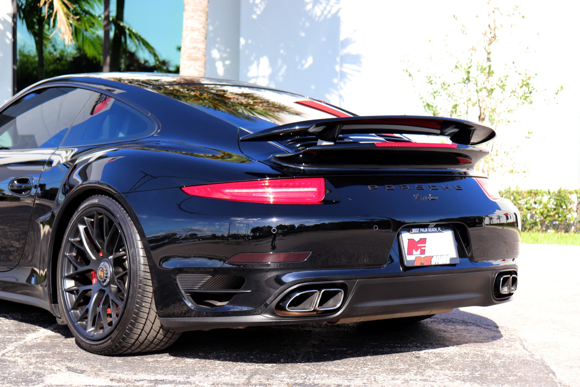 Used-2015-Porsche-911-Turbo