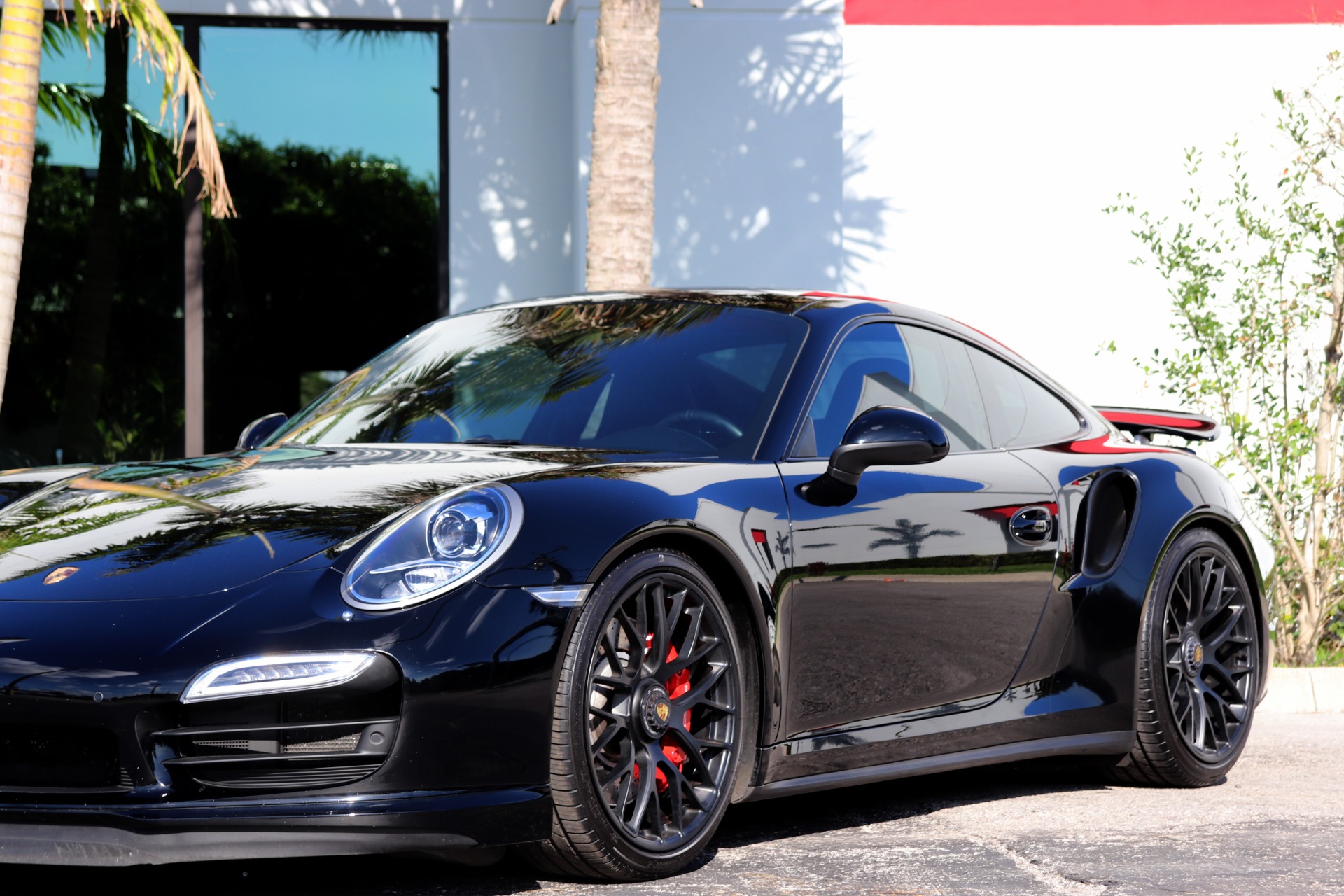 Used-2015-Porsche-911-Turbo