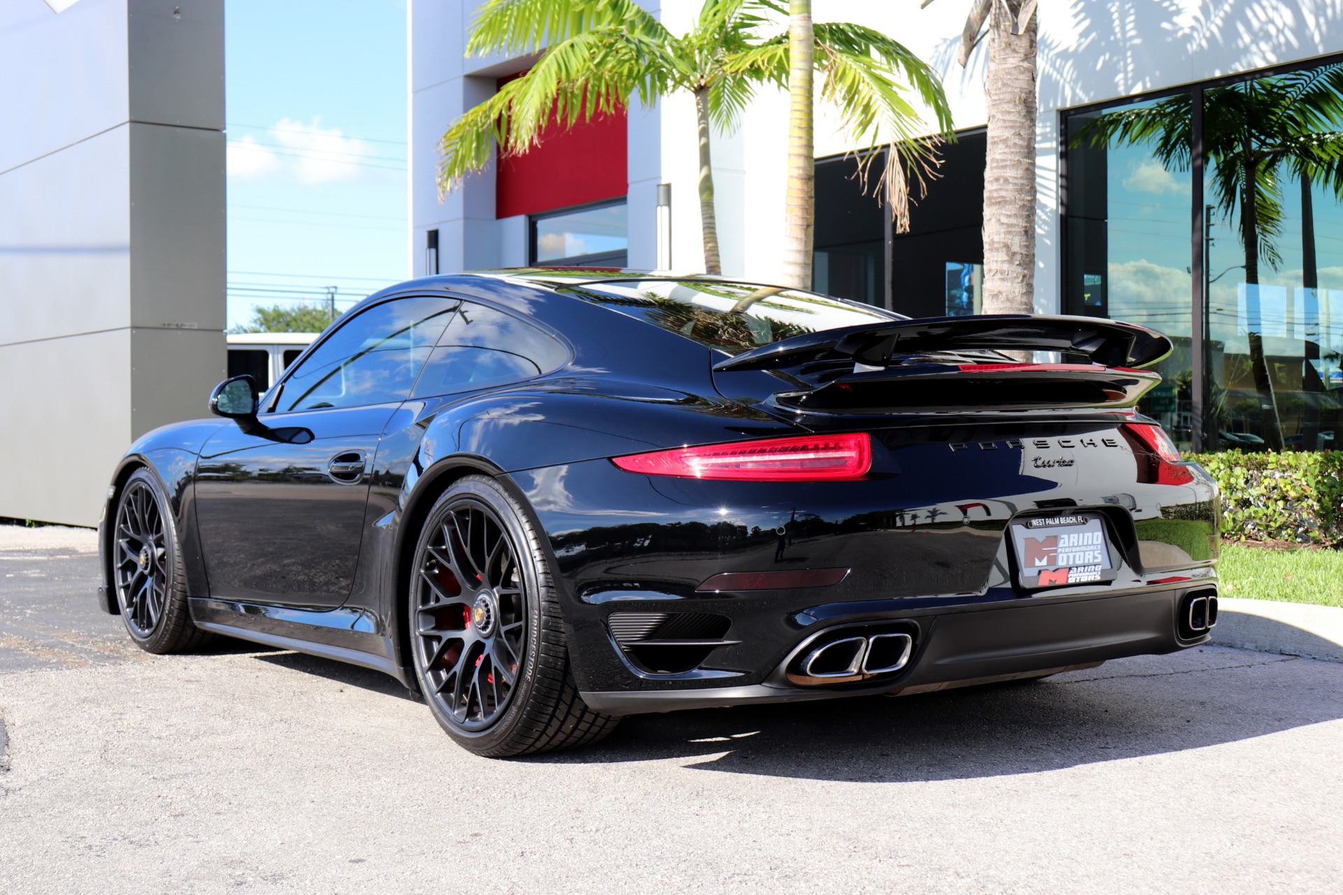 Used-2015-Porsche-911-Turbo