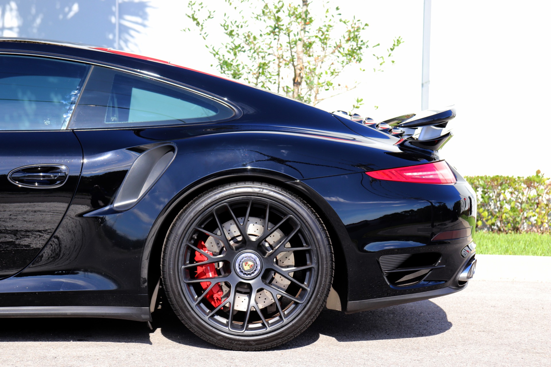 Used-2015-Porsche-911-Turbo