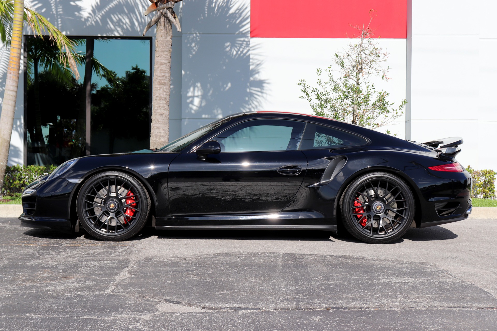 Used-2015-Porsche-911-Turbo