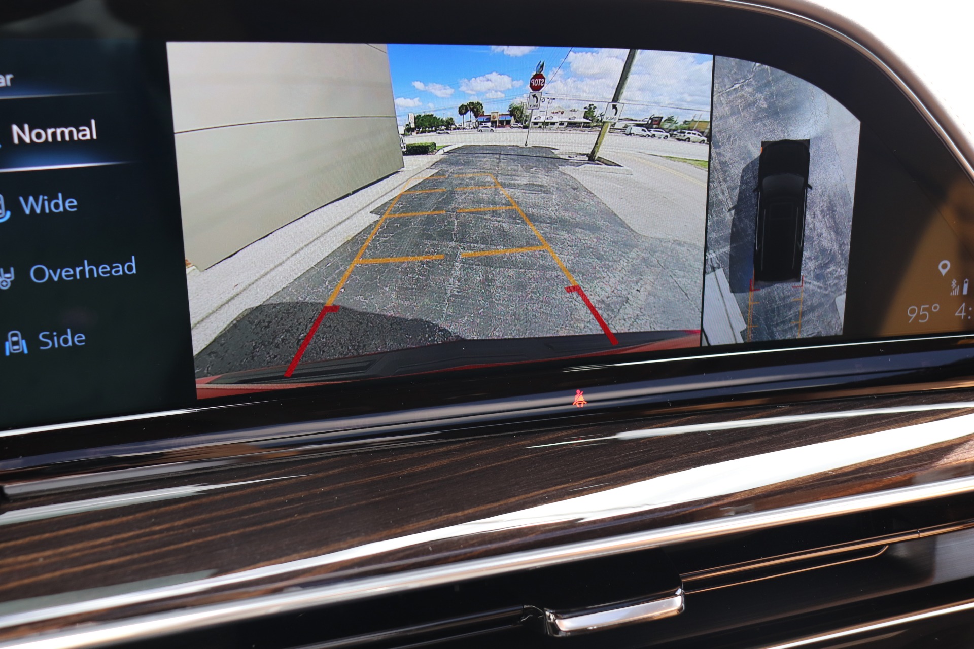 Used-2021-Cadillac-Escalade-Premium-Luxury