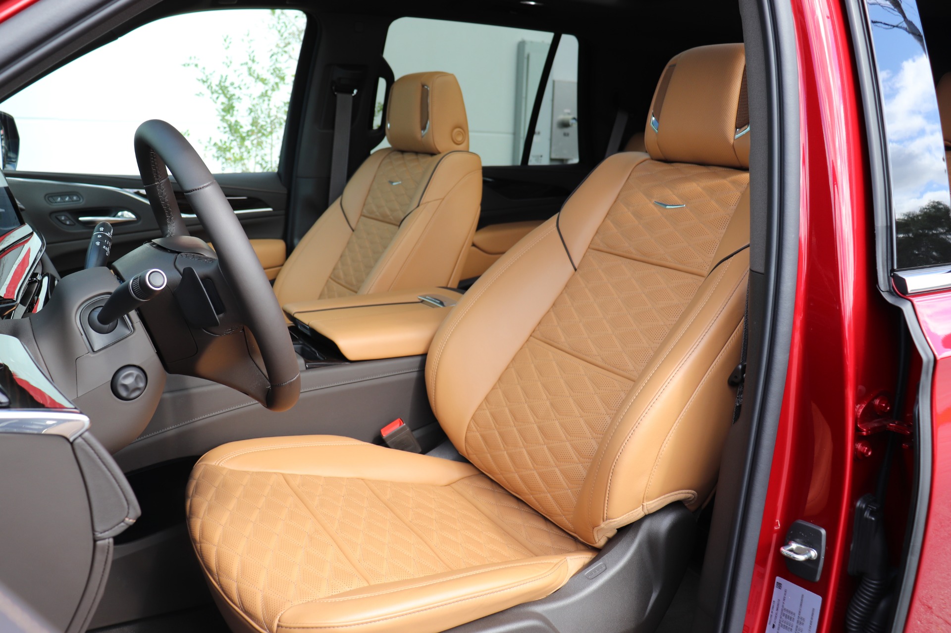 Used-2021-Cadillac-Escalade-Premium-Luxury