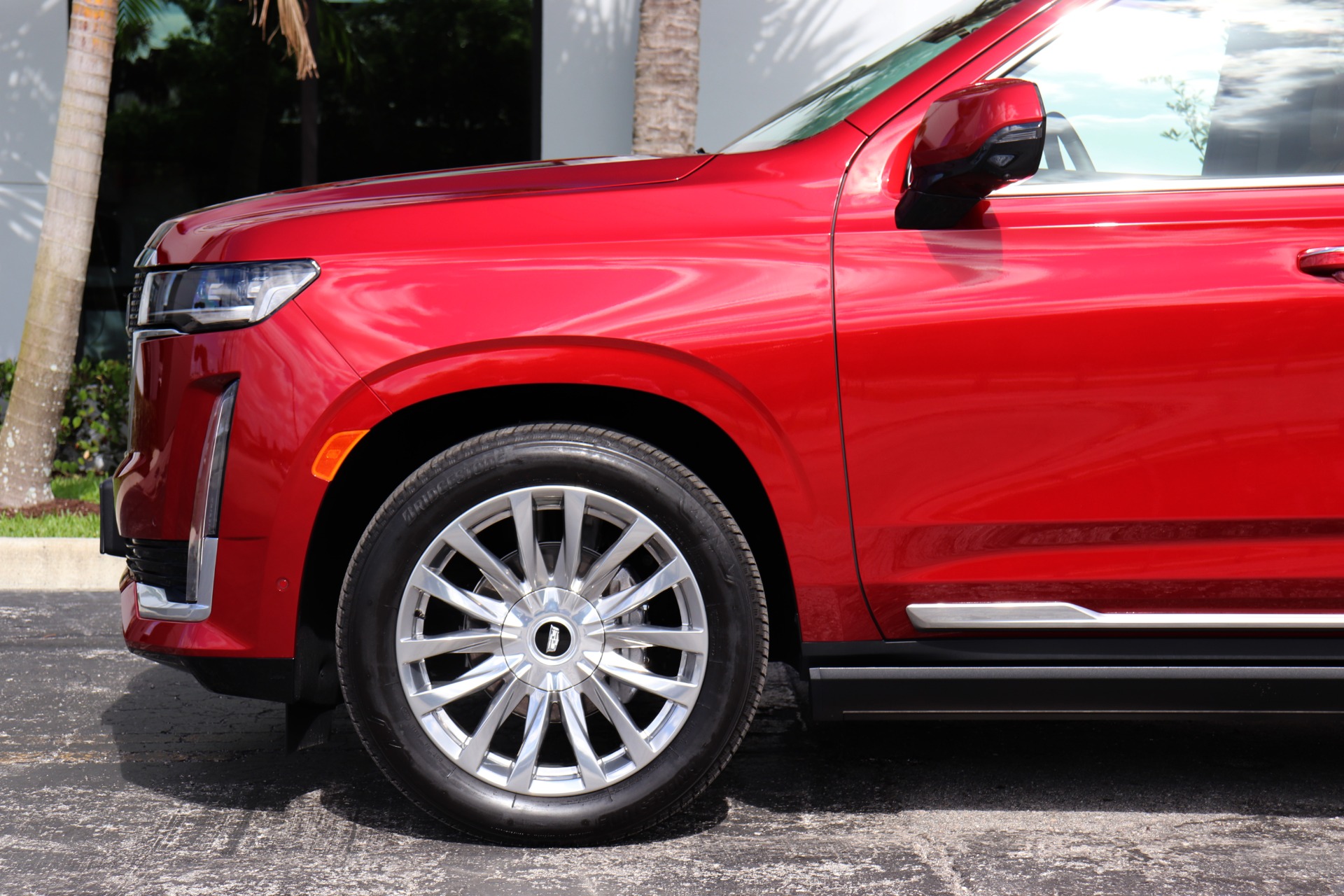 Used-2021-Cadillac-Escalade-Premium-Luxury