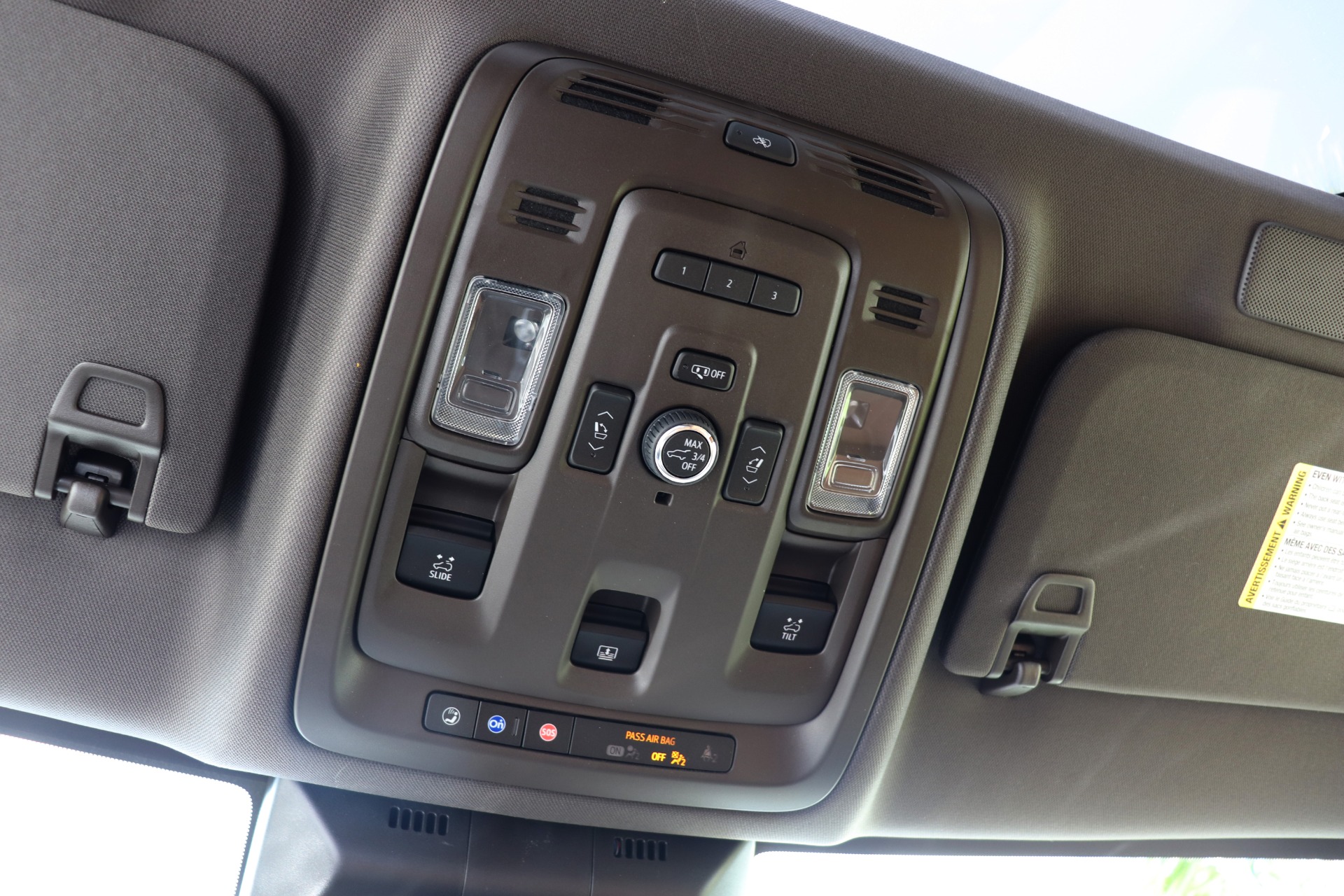 Used-2021-Cadillac-Escalade-Premium-Luxury