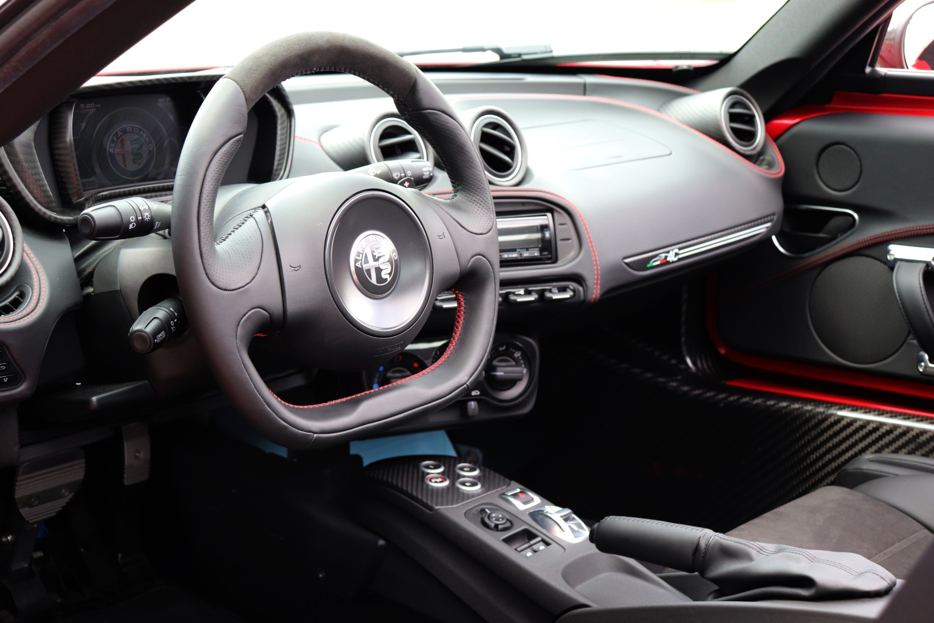 Used-2019-Alfa-Romeo-4C-Spider