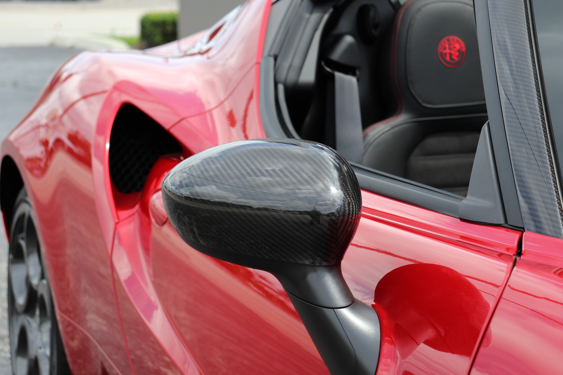 Used-2019-Alfa-Romeo-4C-Spider
