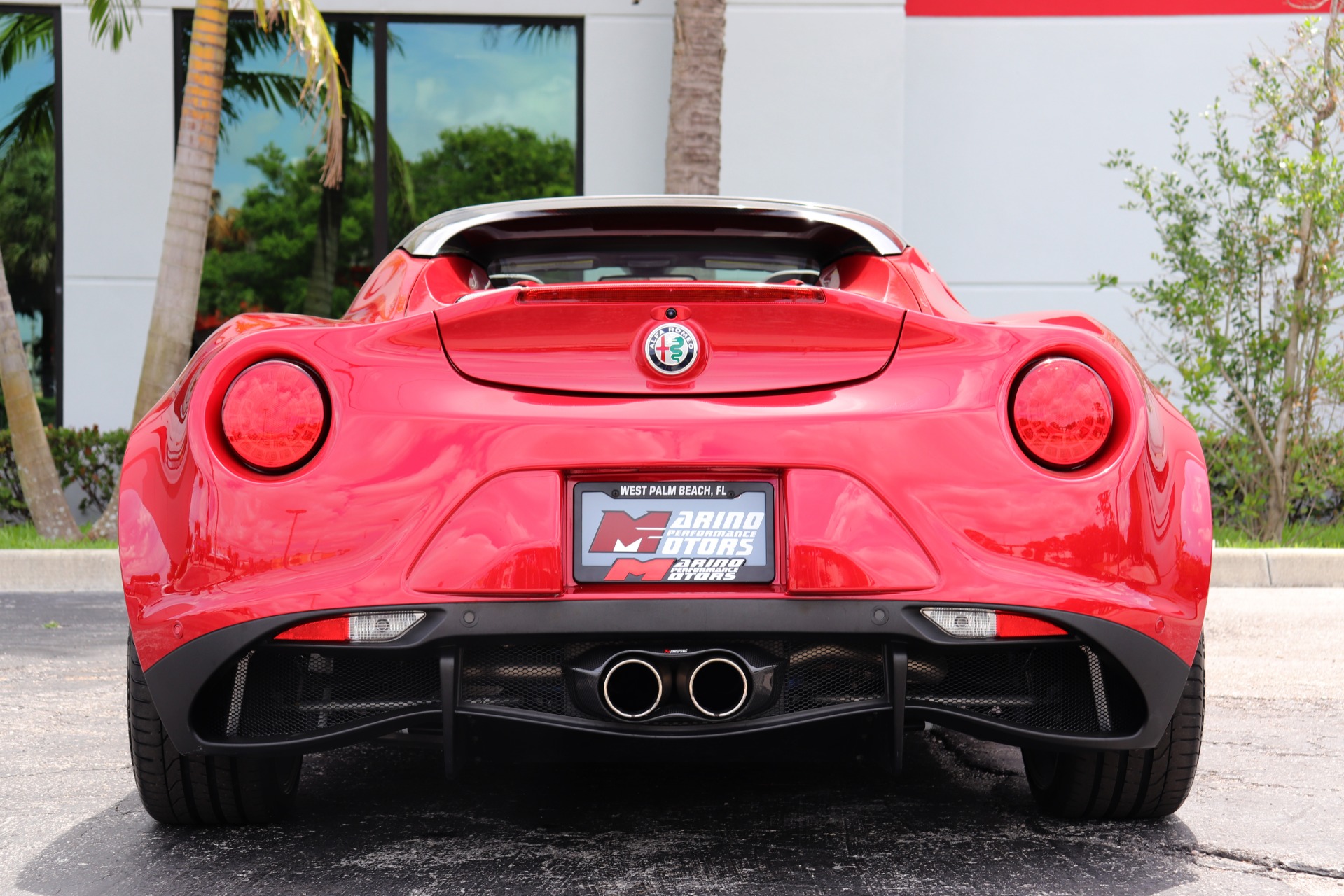 Used-2019-Alfa-Romeo-4C-Spider