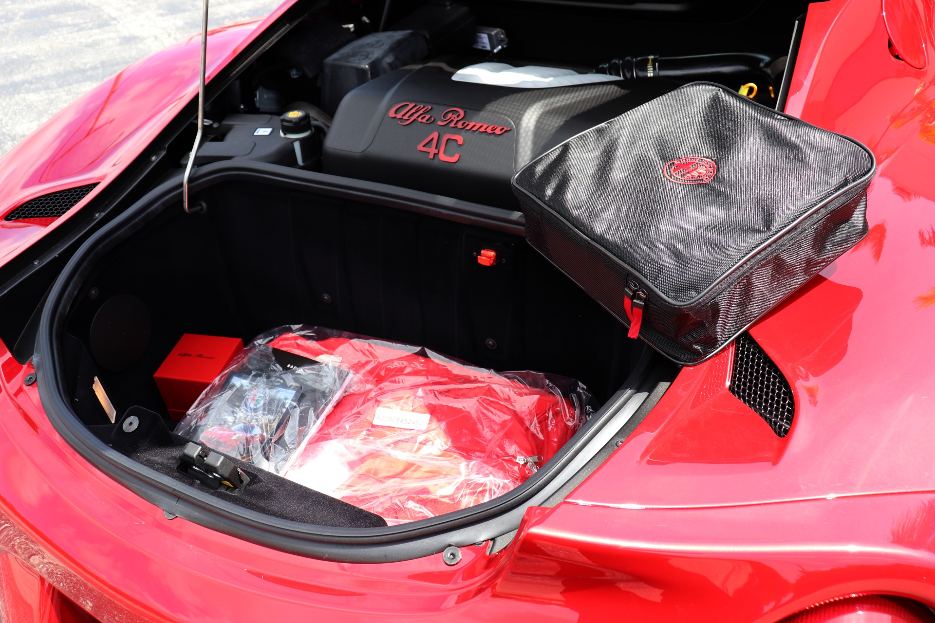 Used-2019-Alfa-Romeo-4C-Spider