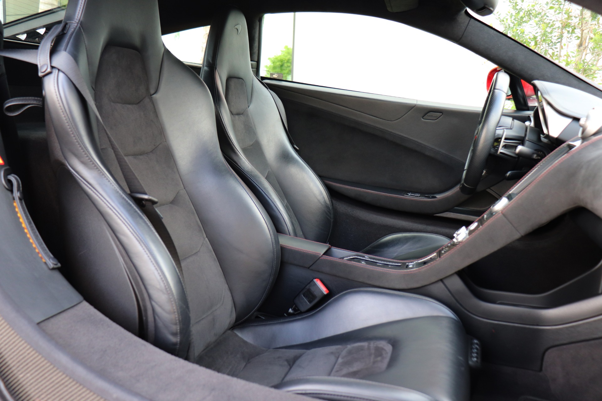Used-2012-McLaren-MP4-12C