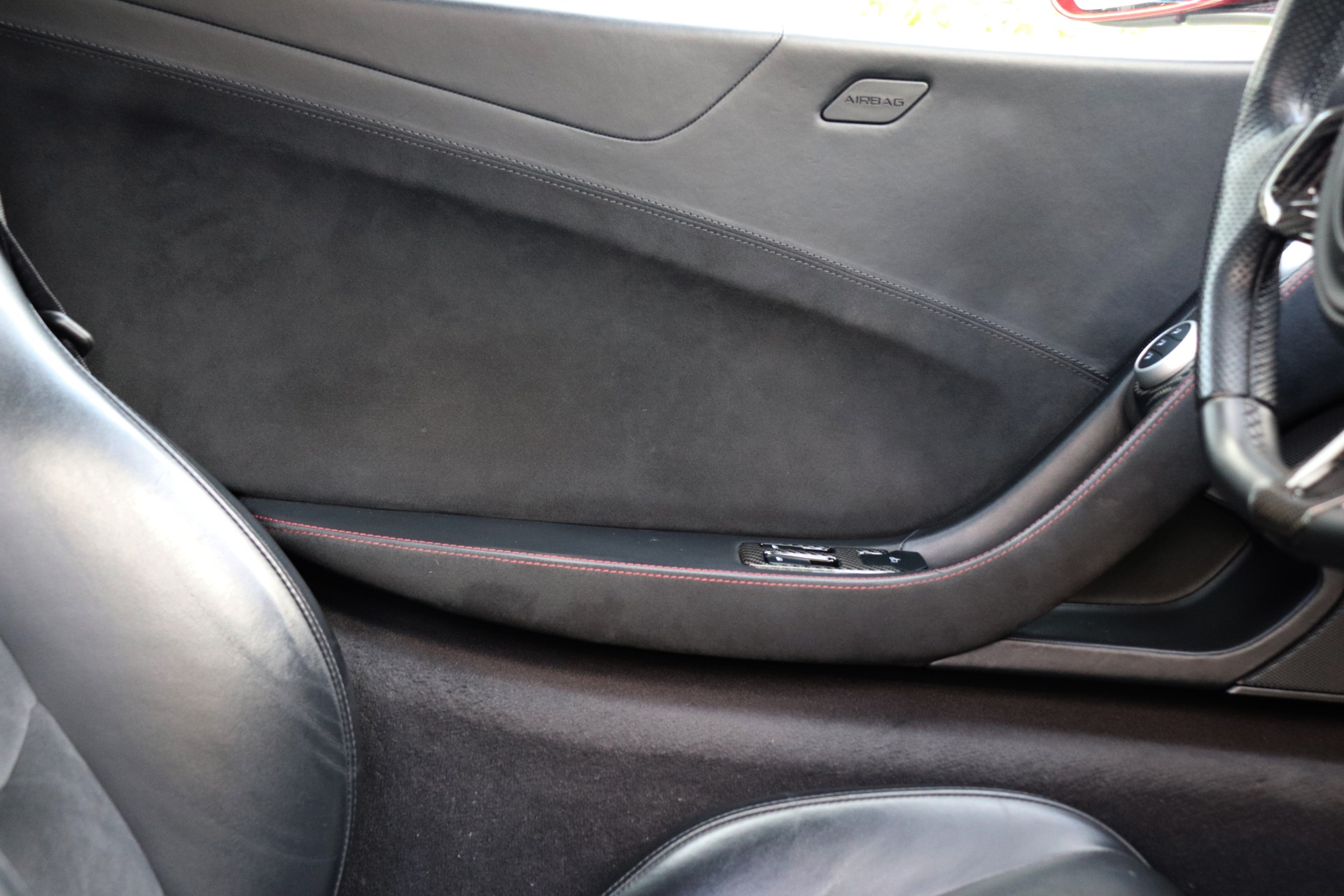 Used-2012-McLaren-MP4-12C