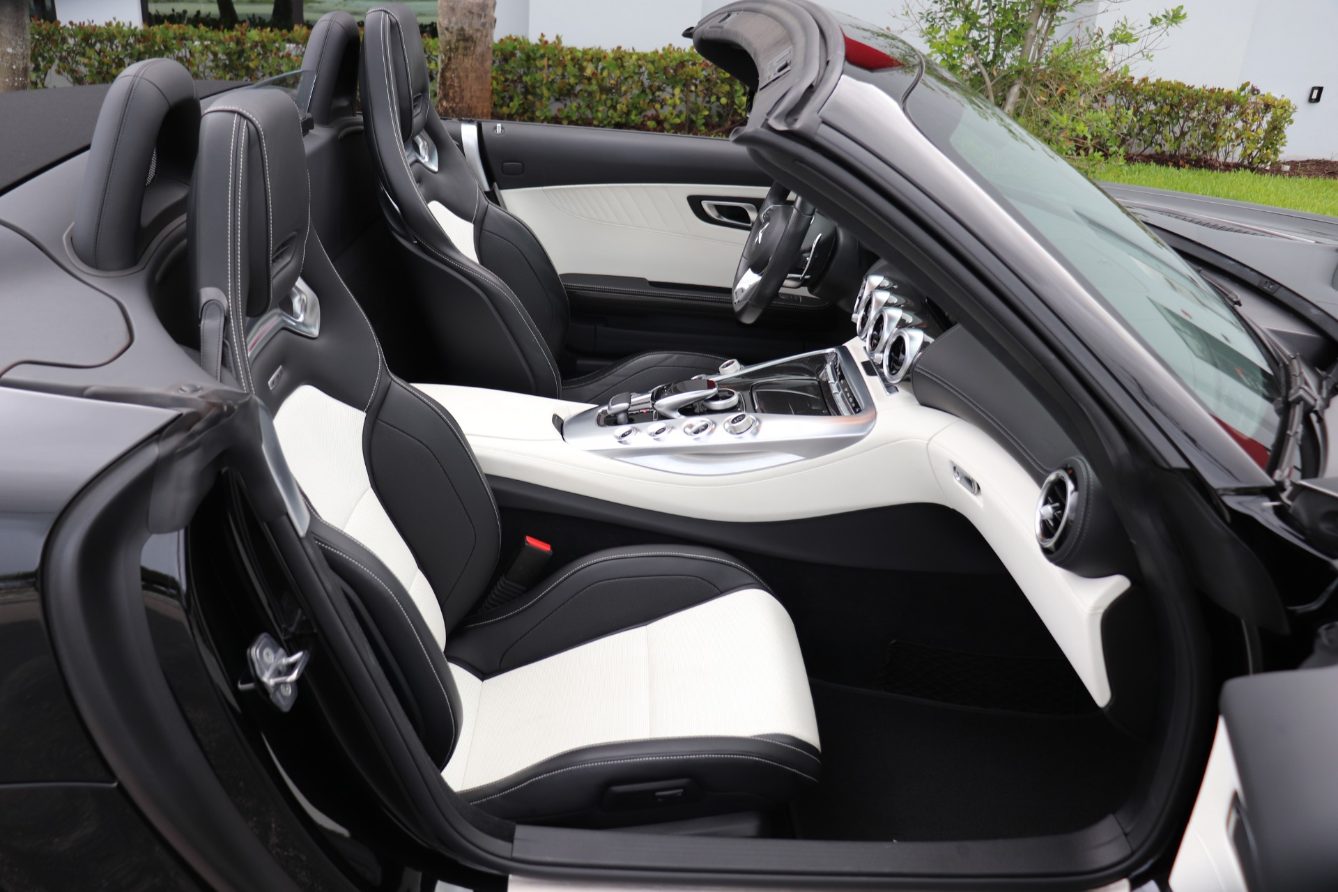 Used-2019-Mercedes-Benz-AMG-GT-C