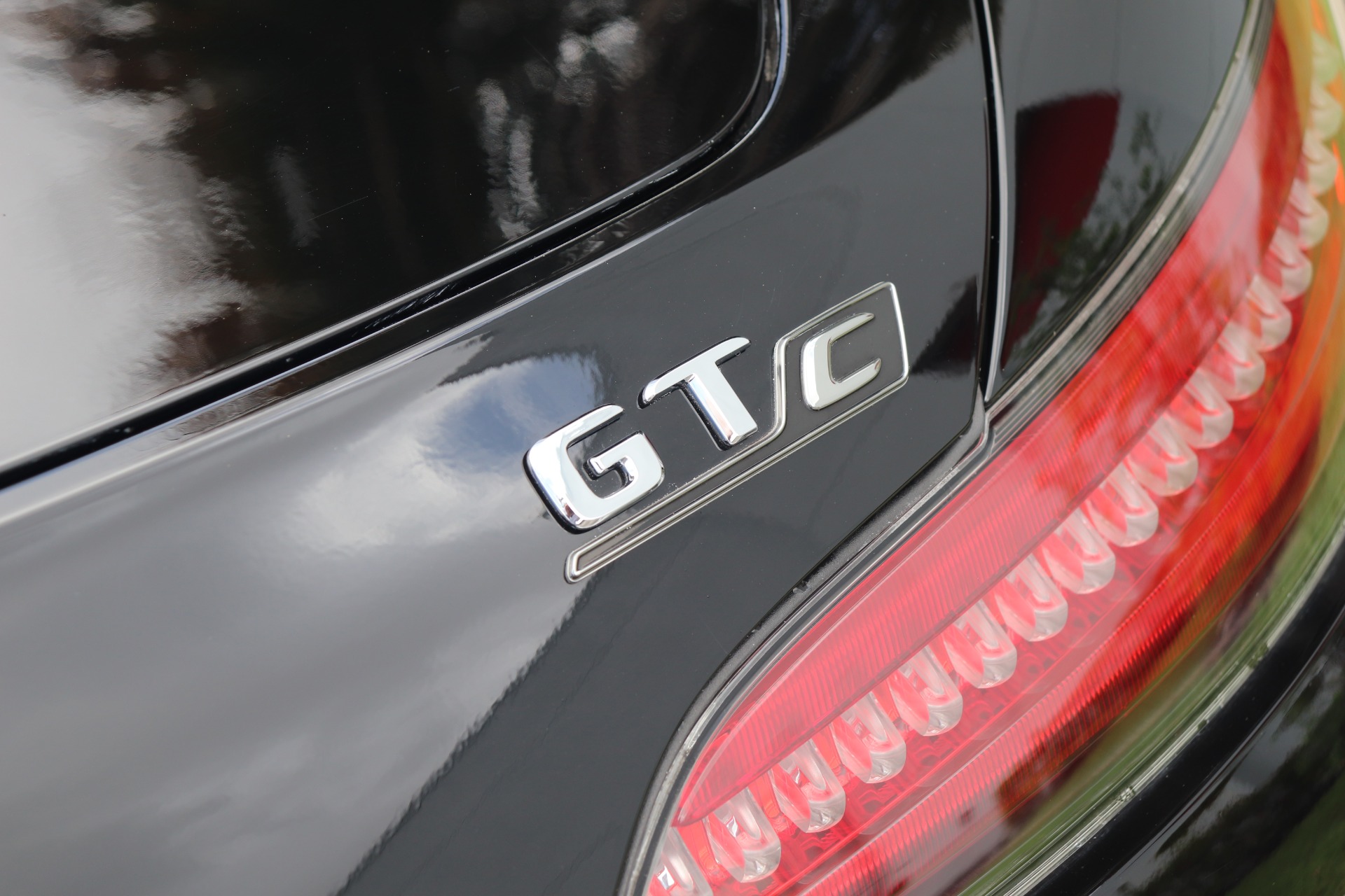 Used-2019-Mercedes-Benz-AMG-GT-C