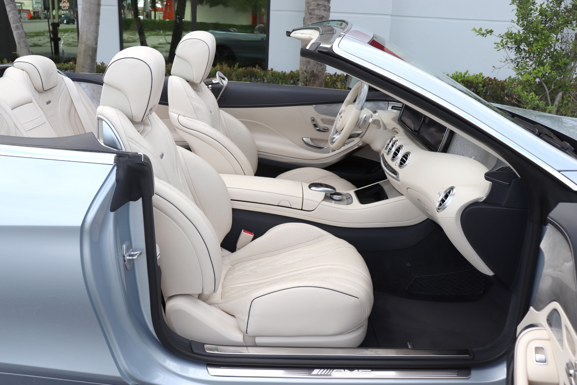 Used-2017-Mercedes-Benz-S-Class-AMG-S-63