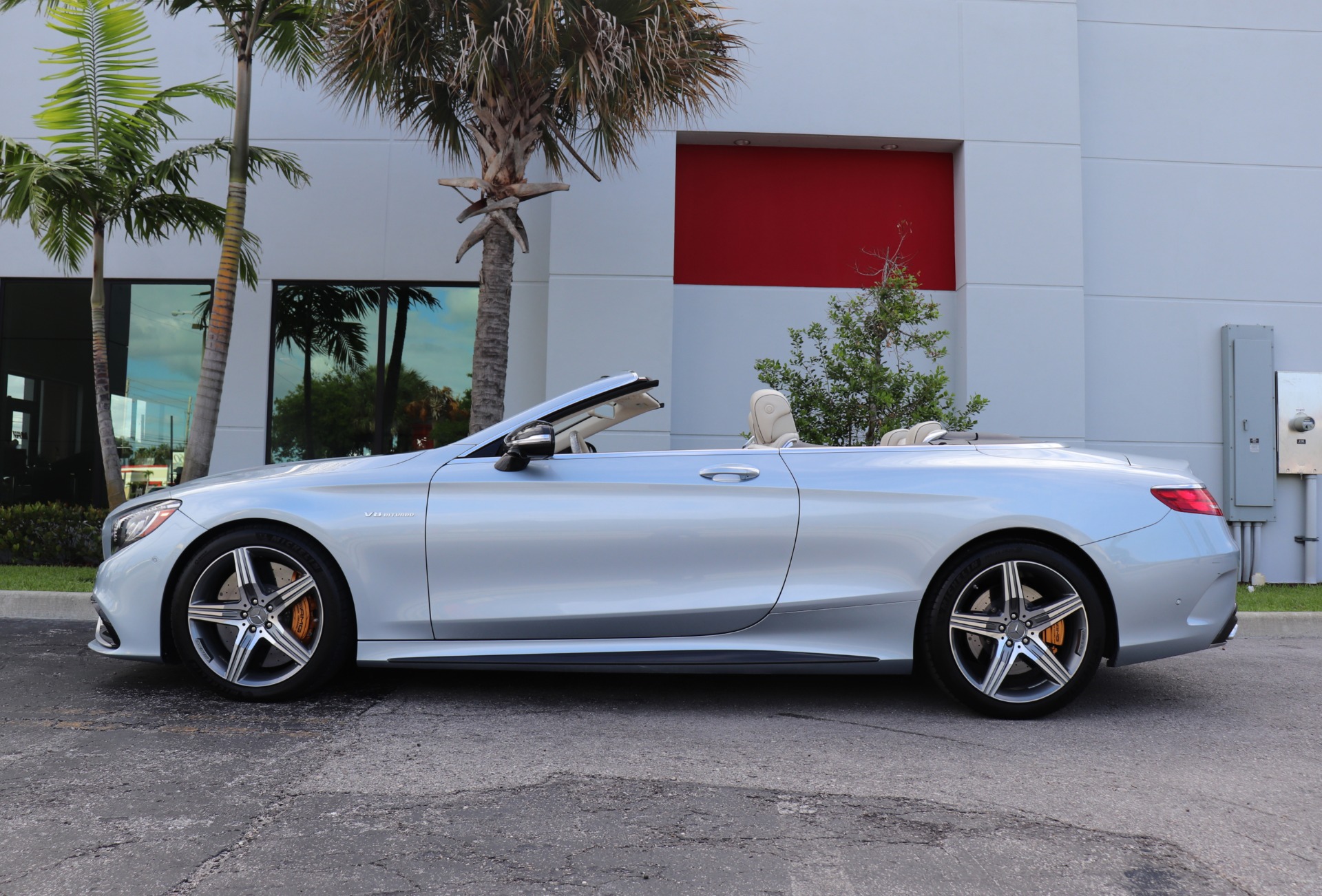 Used-2017-Mercedes-Benz-S-Class-AMG-S-63