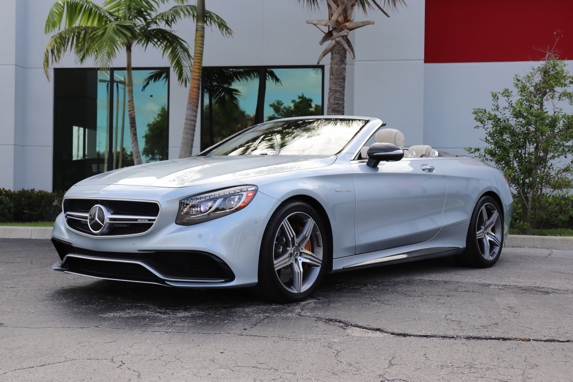 Used-2017-Mercedes-Benz-S-Class-AMG-S-63