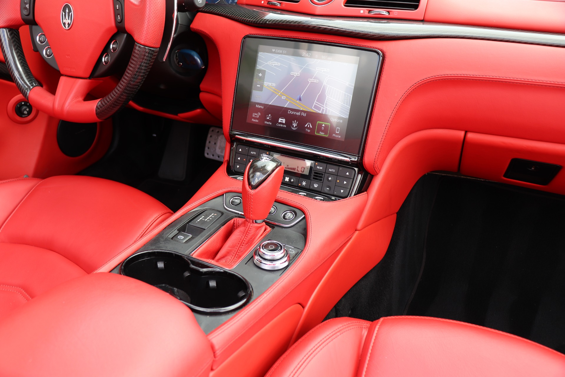 Used-2018-Maserati-GranTurismo-Sport