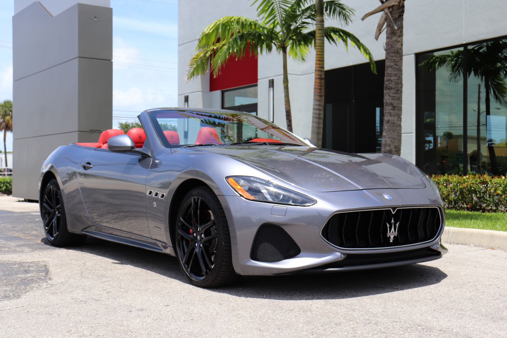 Used-2018-Maserati-GranTurismo-Sport