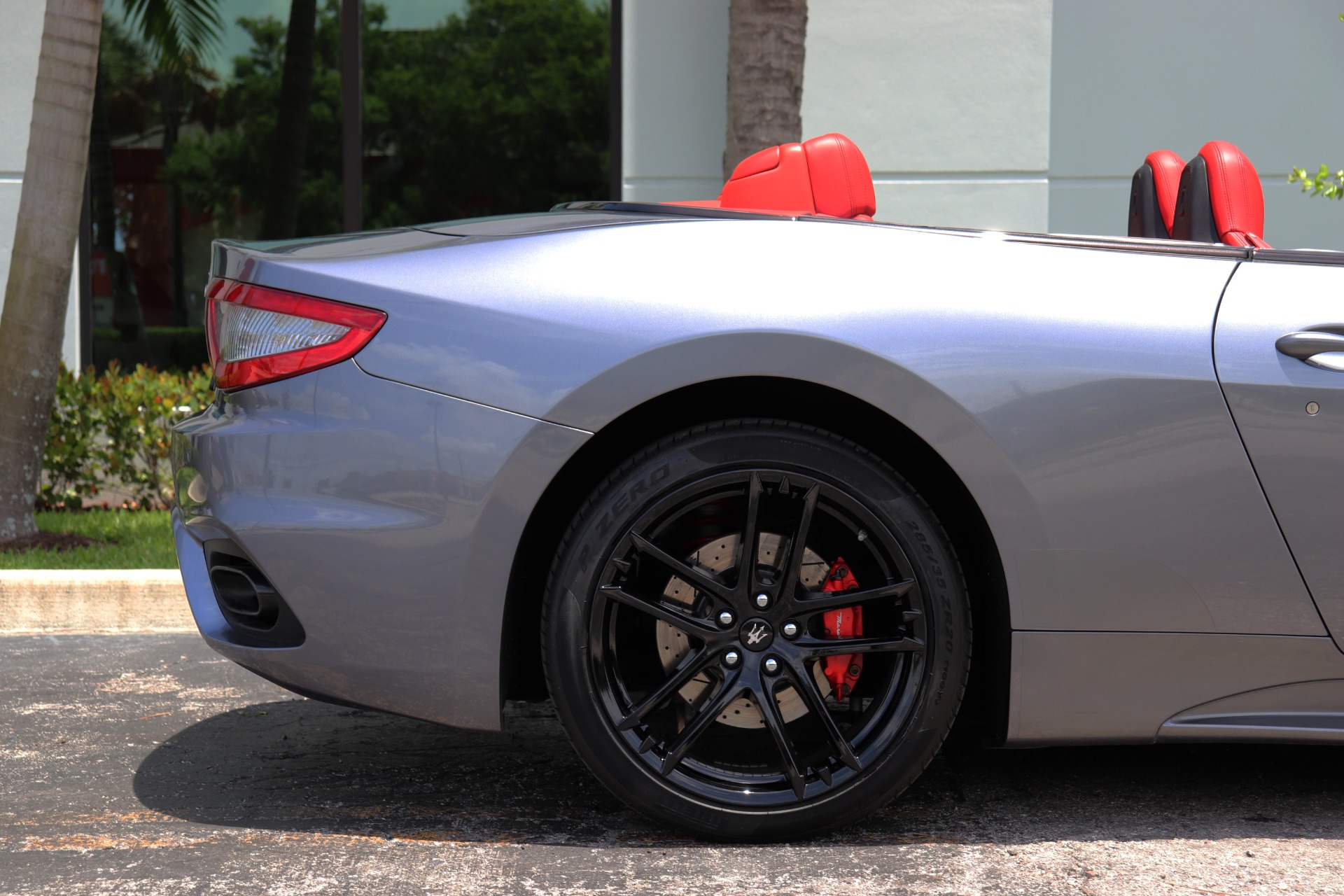 Used-2018-Maserati-GranTurismo-Sport