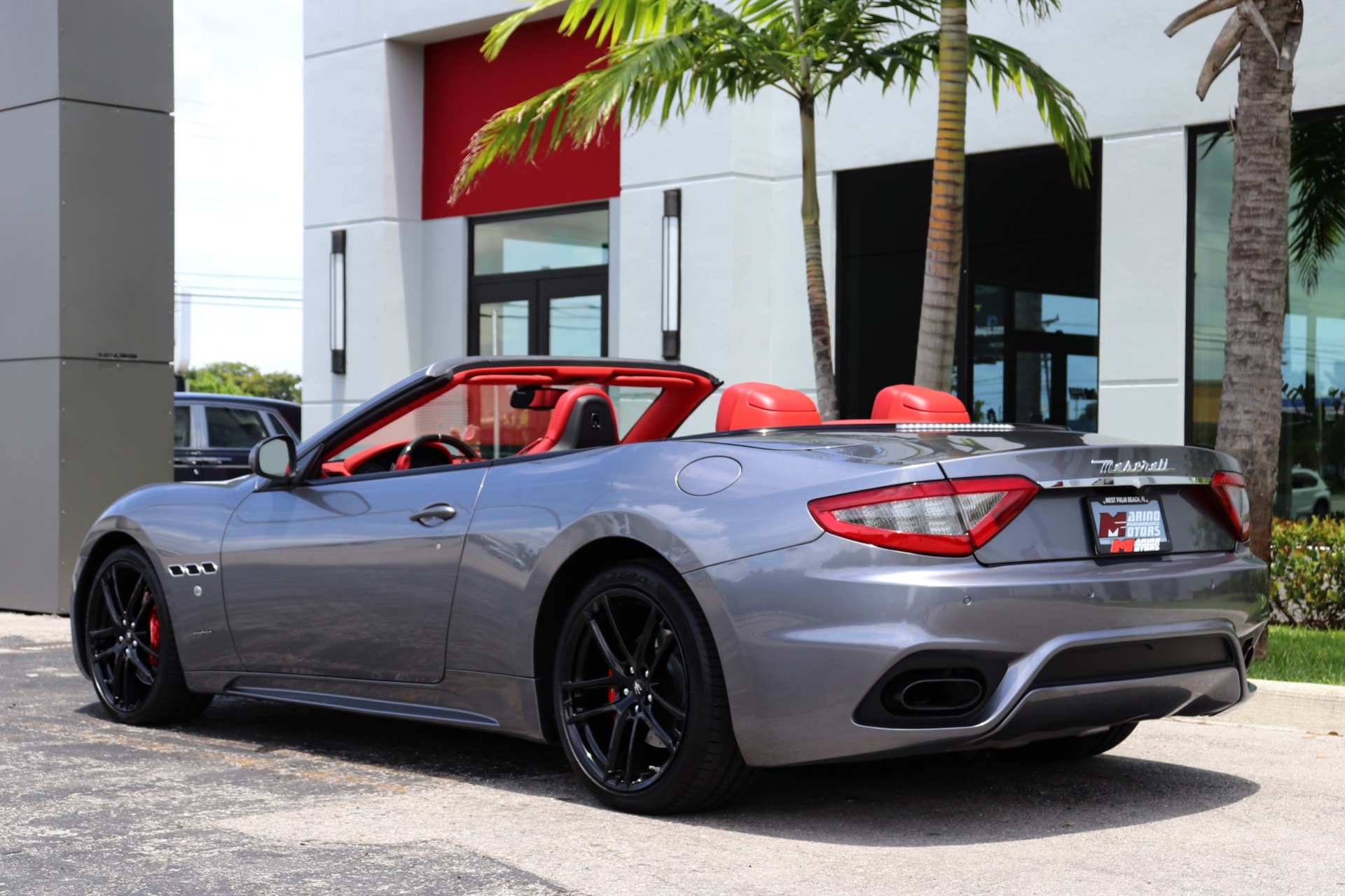 Used-2018-Maserati-GranTurismo-Sport