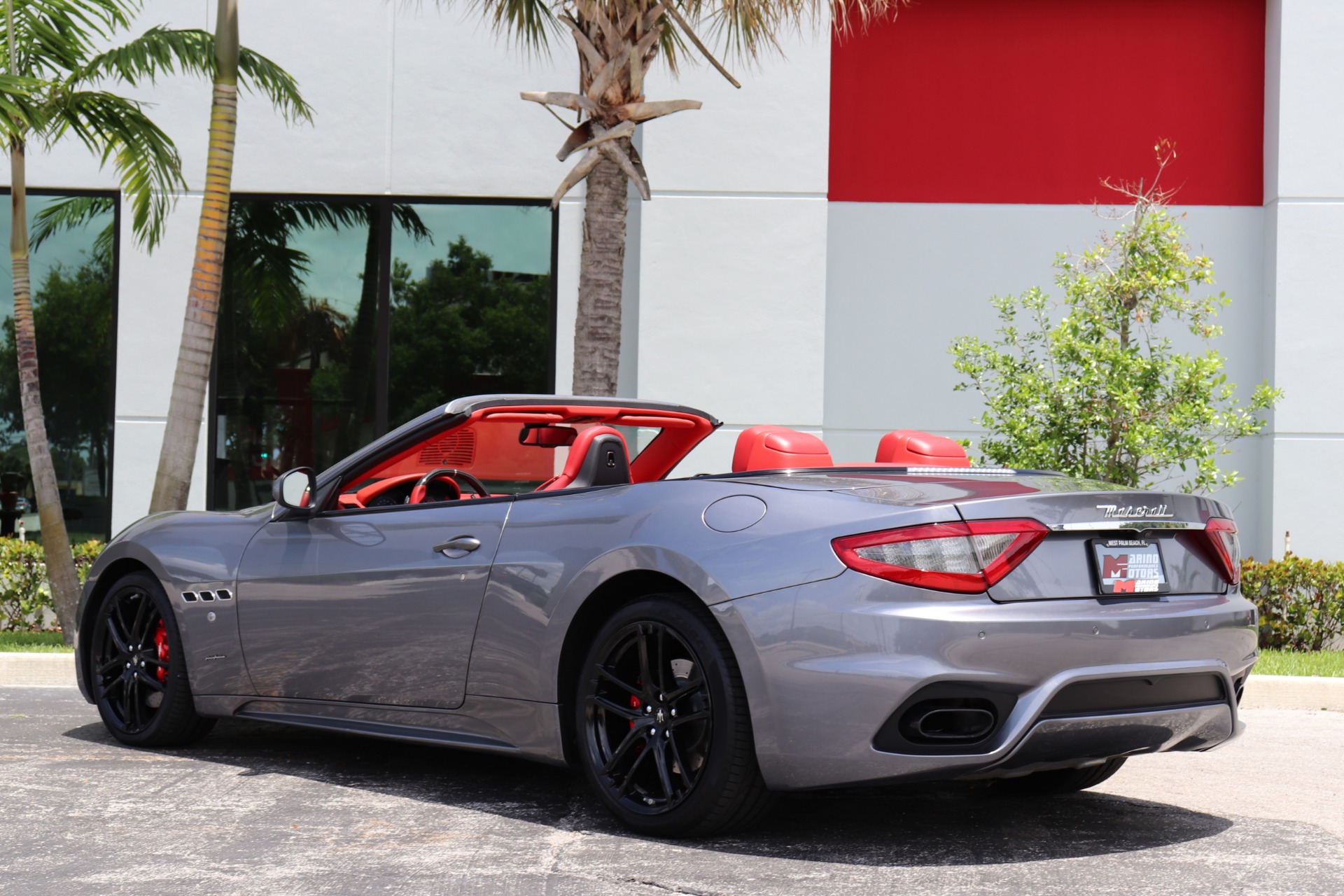 Used-2018-Maserati-GranTurismo-Sport