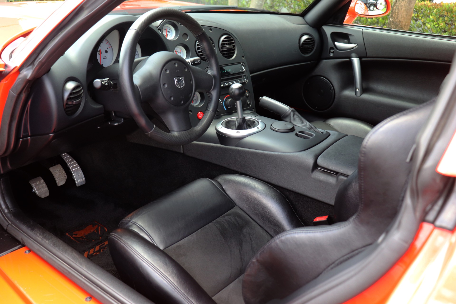 Used-2009-Dodge-Viper-ACR