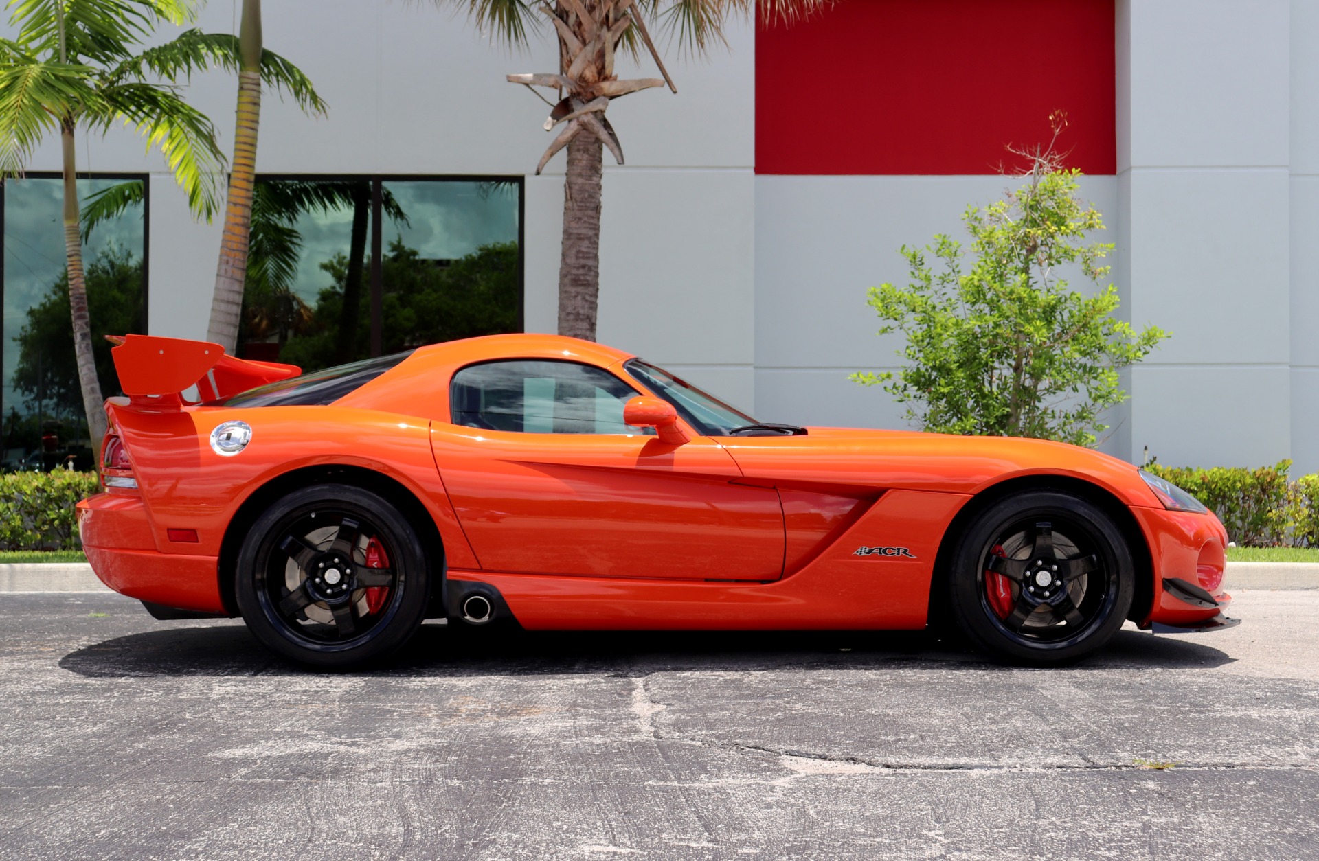 Used-2009-Dodge-Viper-ACR