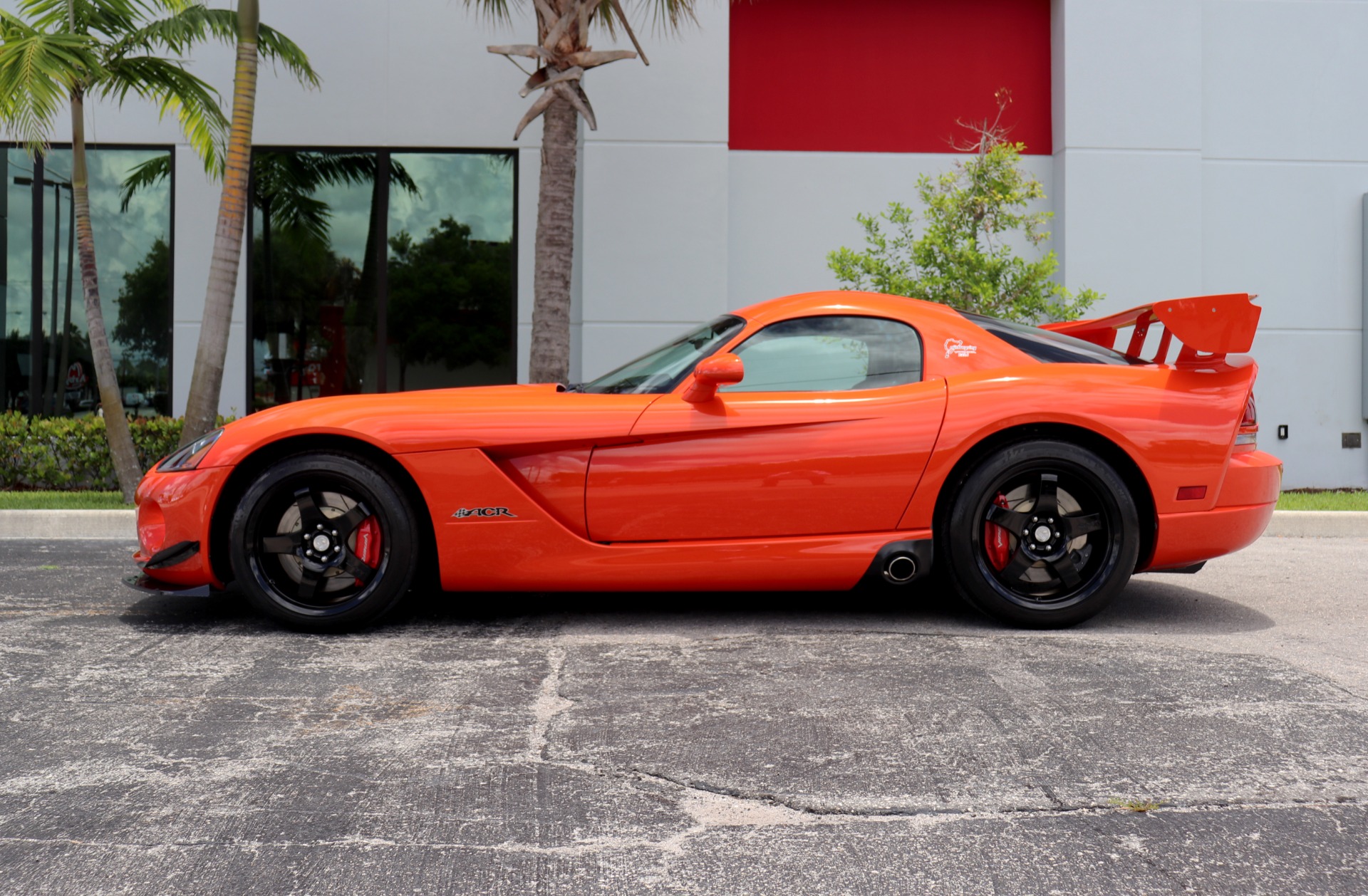 Used-2009-Dodge-Viper-ACR