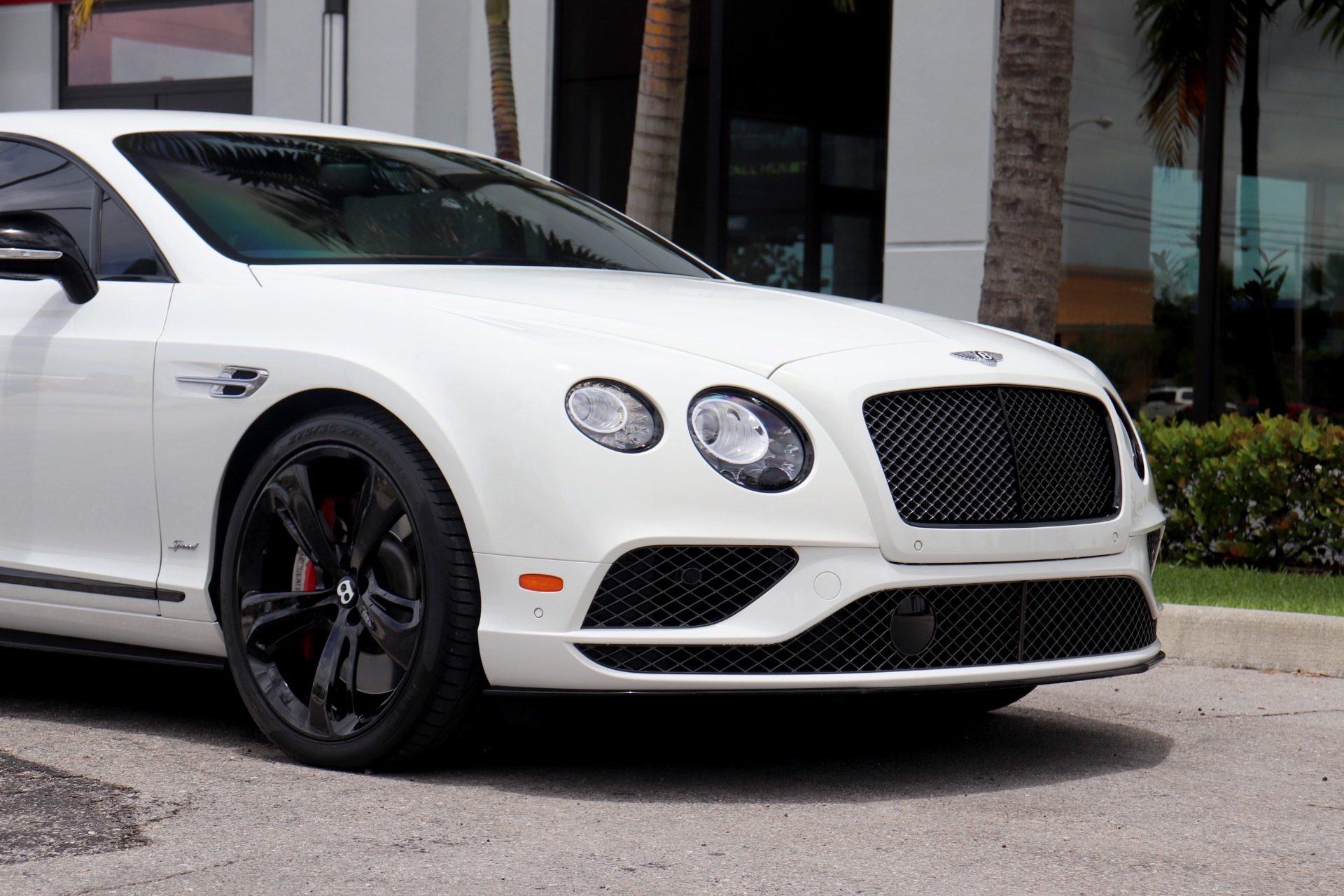 Class And Speed: The 2017 Bentley Continental GT Speed Black Edition