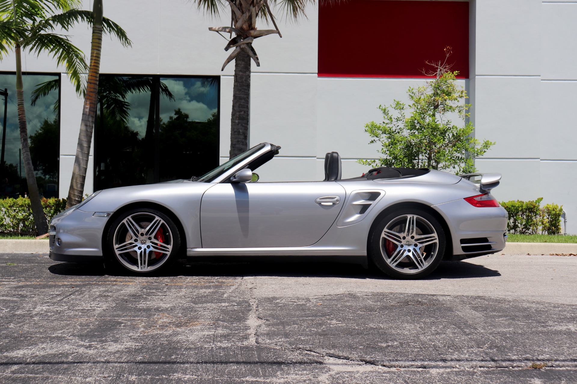Used-2008-Porsche-911-Turbo