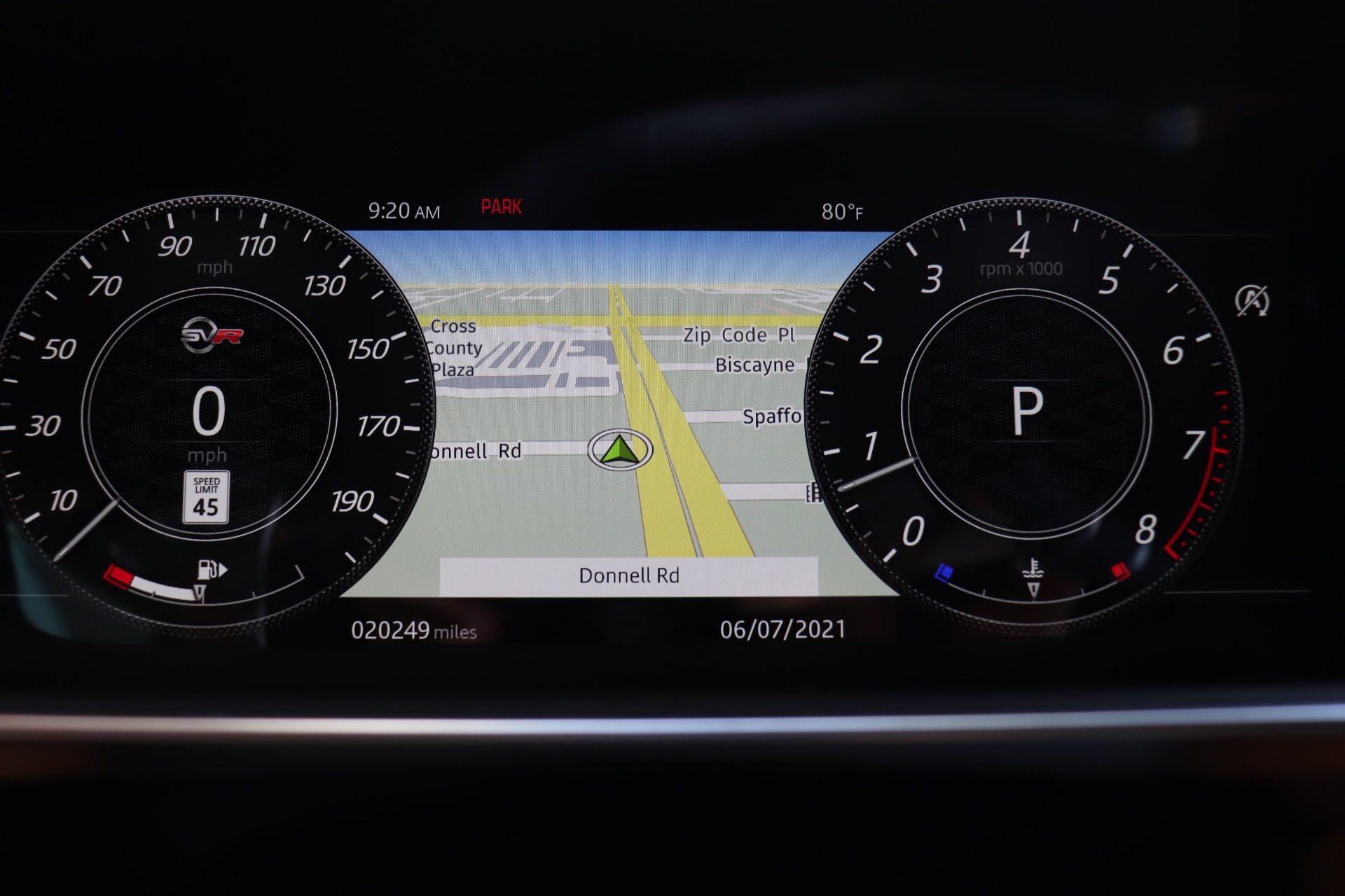 Used-2018-Land-Rover-Range-Rover-Sport-SVR