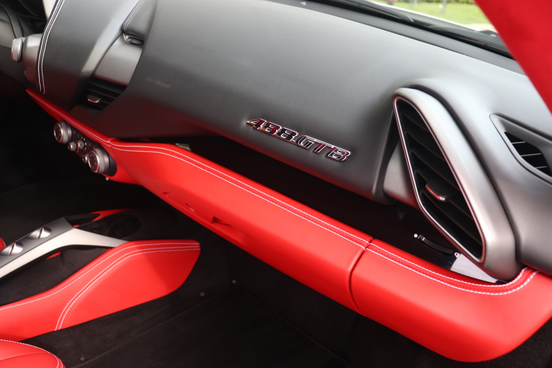 Used-2016-Ferrari-488-GTB