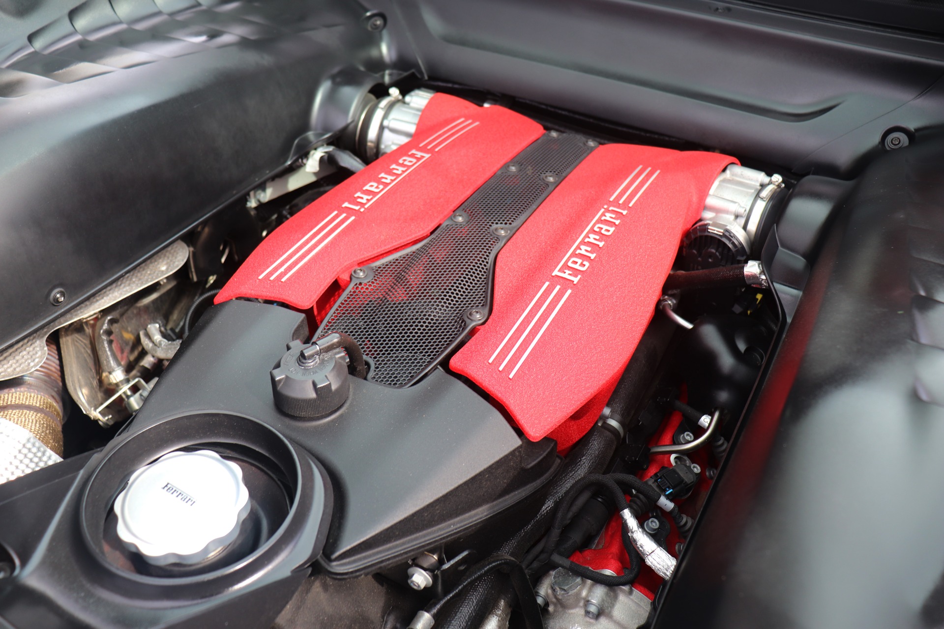 Used-2016-Ferrari-488-GTB