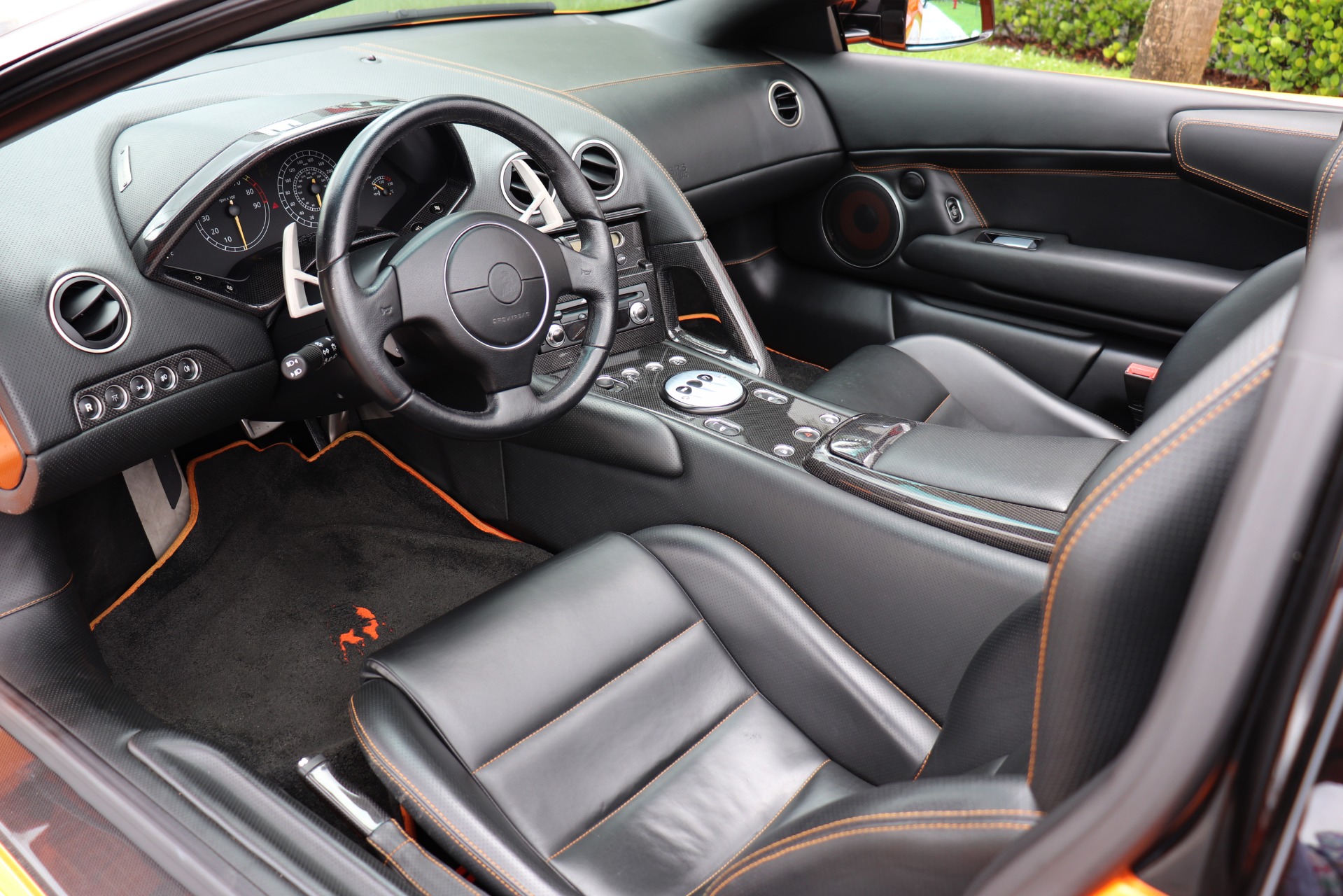 Used-2006-Lamborghini-Murcielago-Roadster