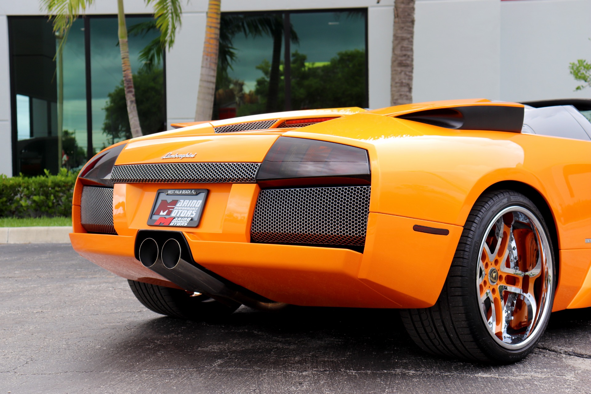 Used-2006-Lamborghini-Murcielago-Roadster