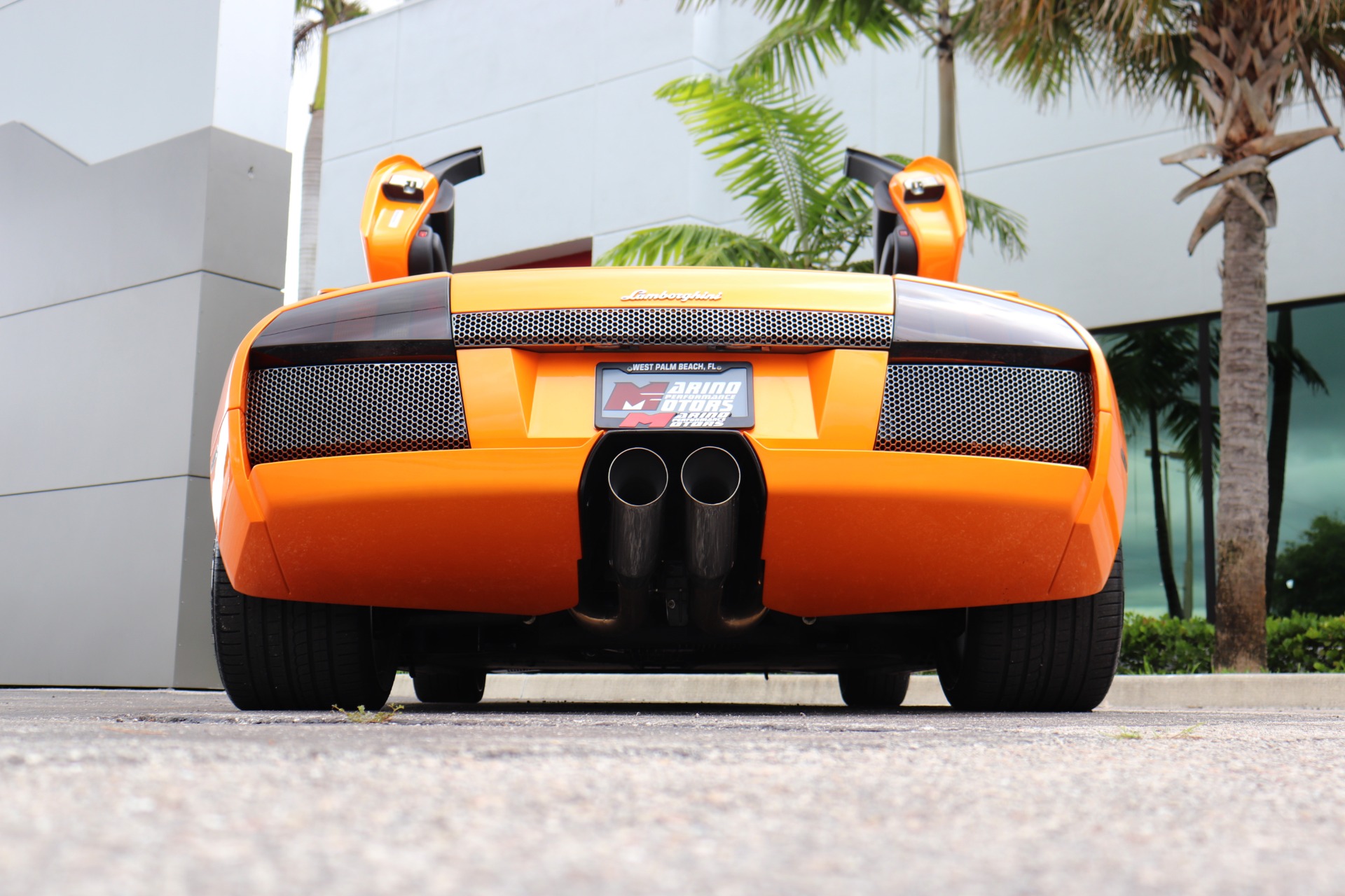 Used-2006-Lamborghini-Murcielago-Roadster