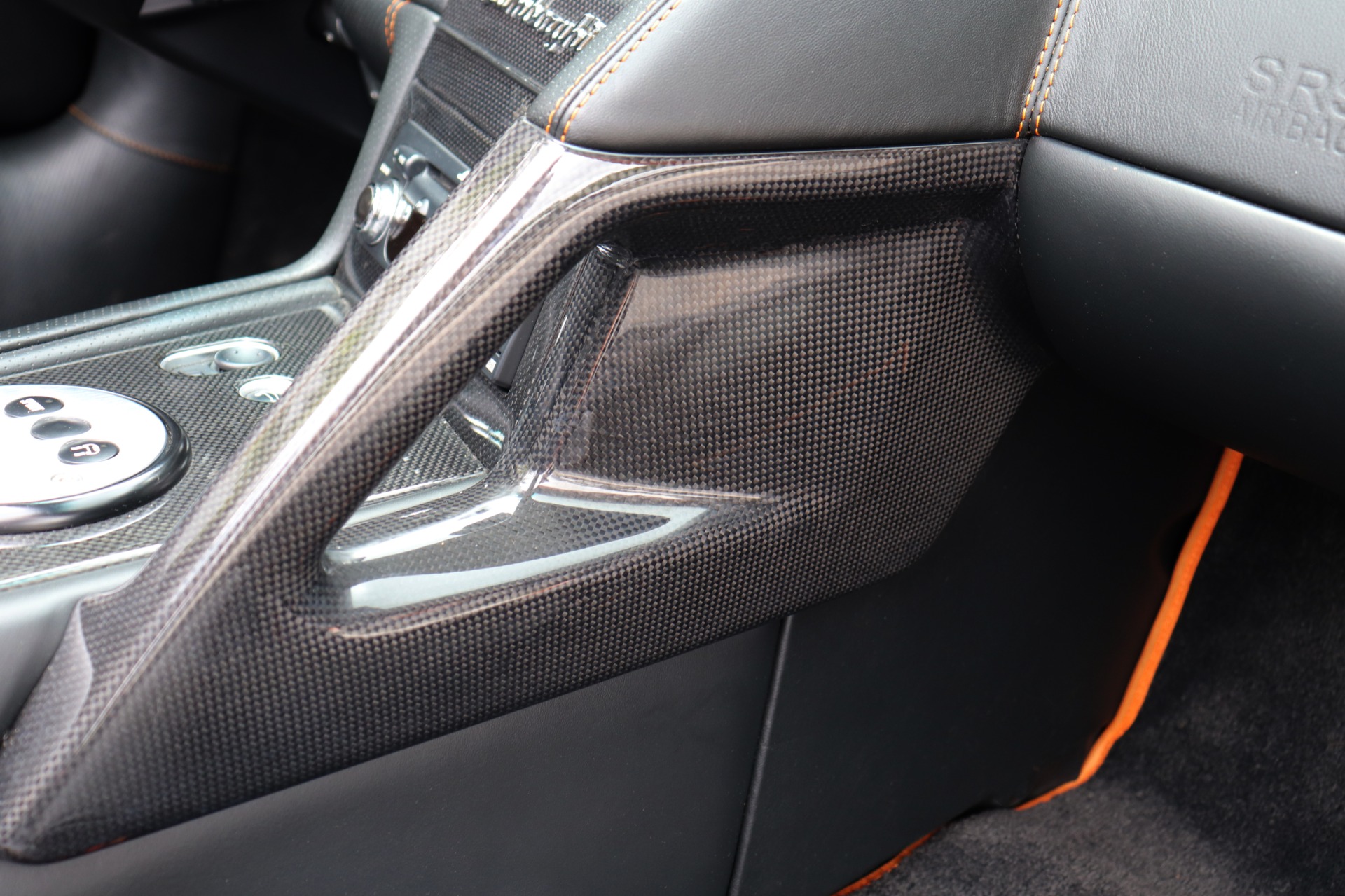 Used-2006-Lamborghini-Murcielago-Roadster