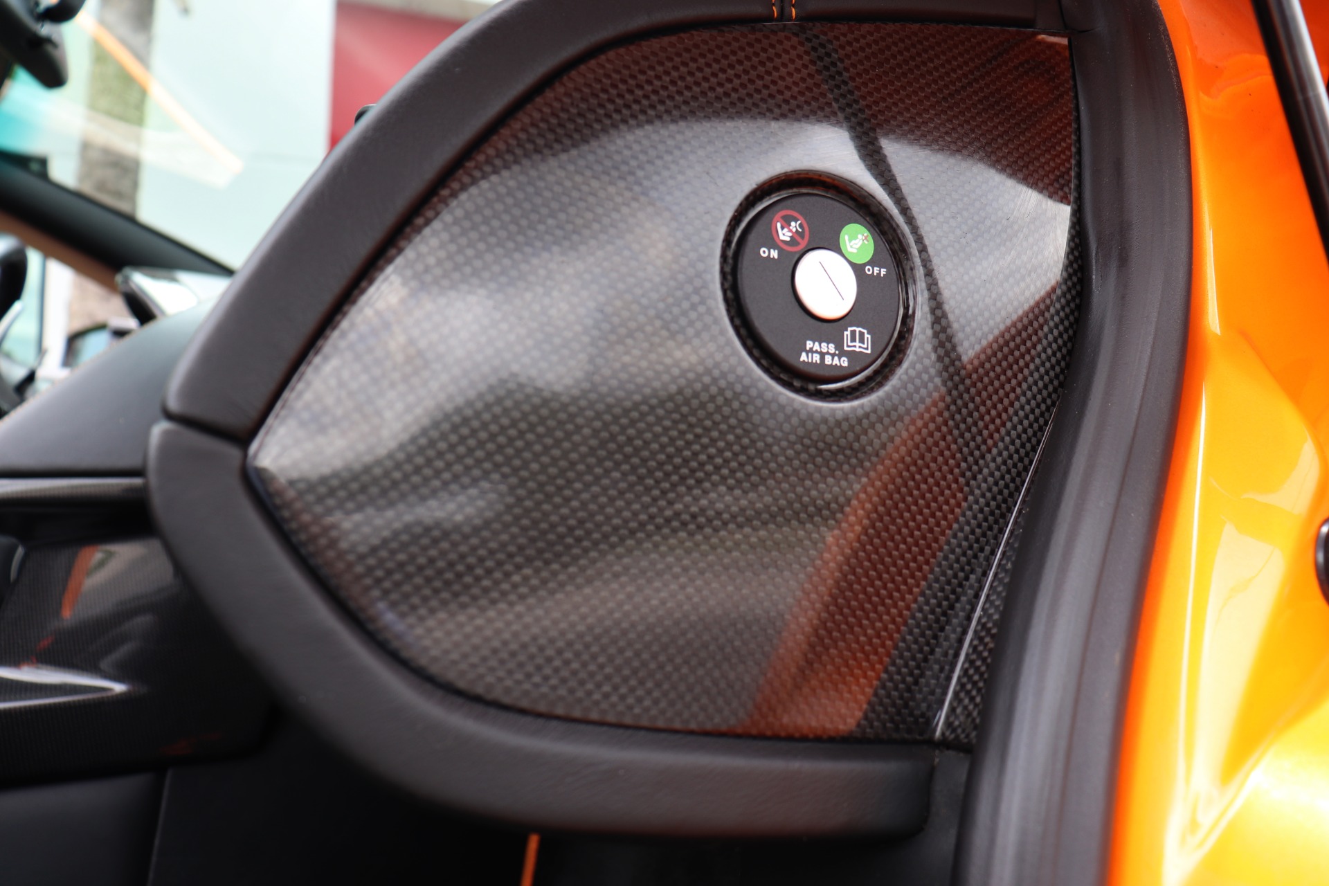 Used-2006-Lamborghini-Murcielago-Roadster
