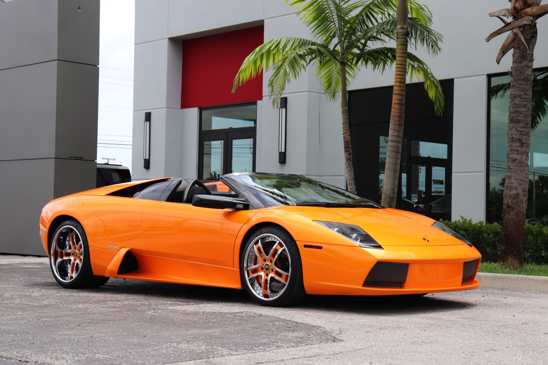 Used-2006-Lamborghini-Murcielago-Roadster