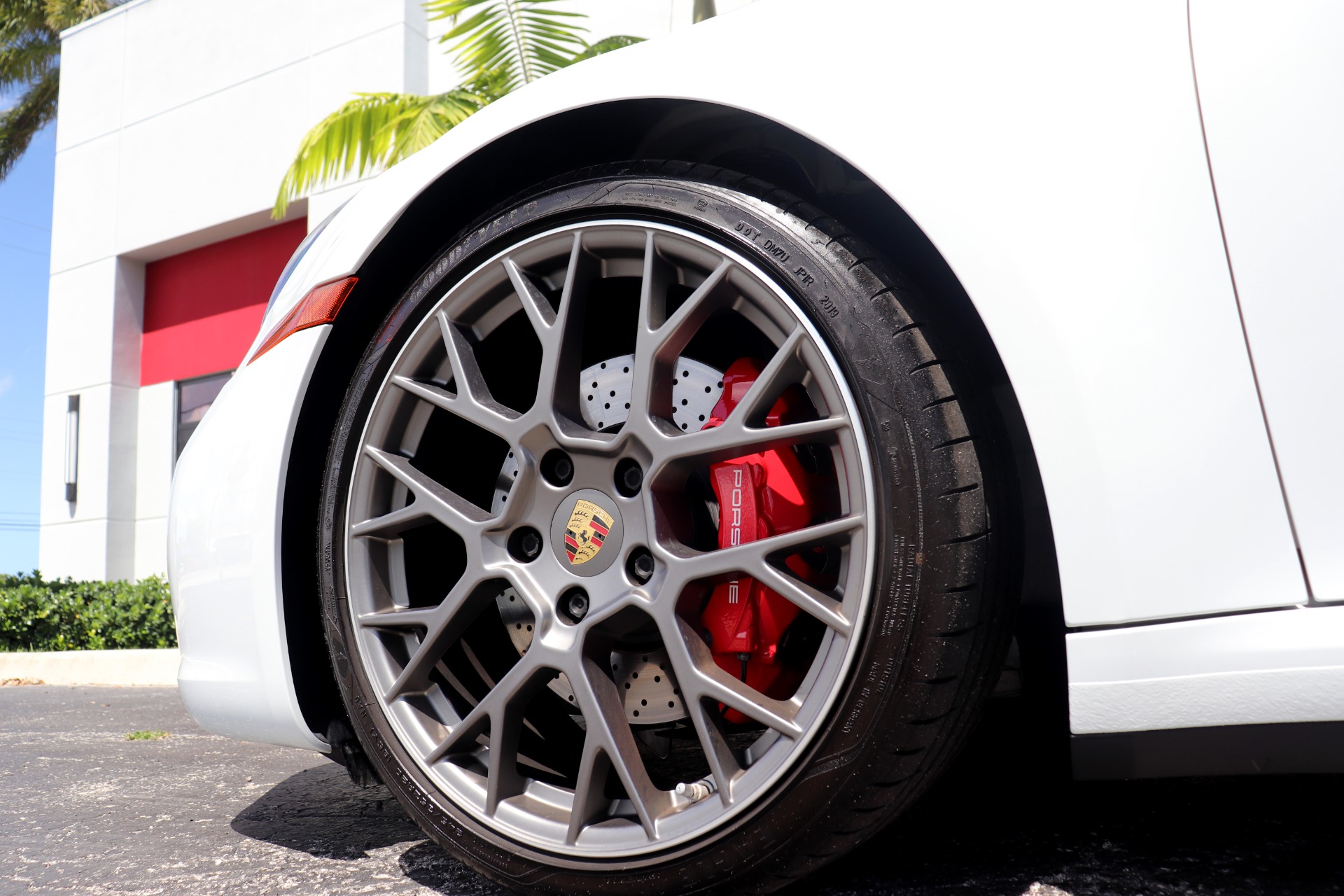 Used-2020-Porsche-911-Carrera-S