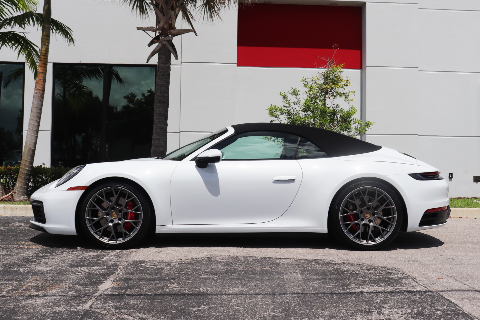 Used-2020-Porsche-911-Carrera-S