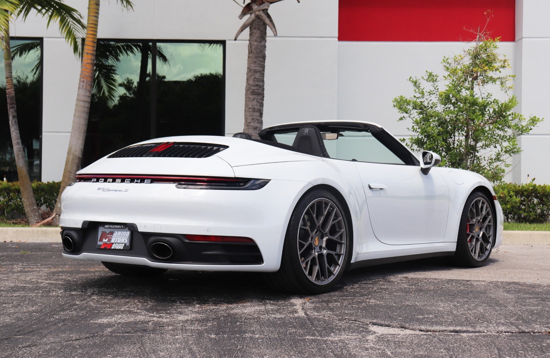 Used-2020-Porsche-911-Carrera-S