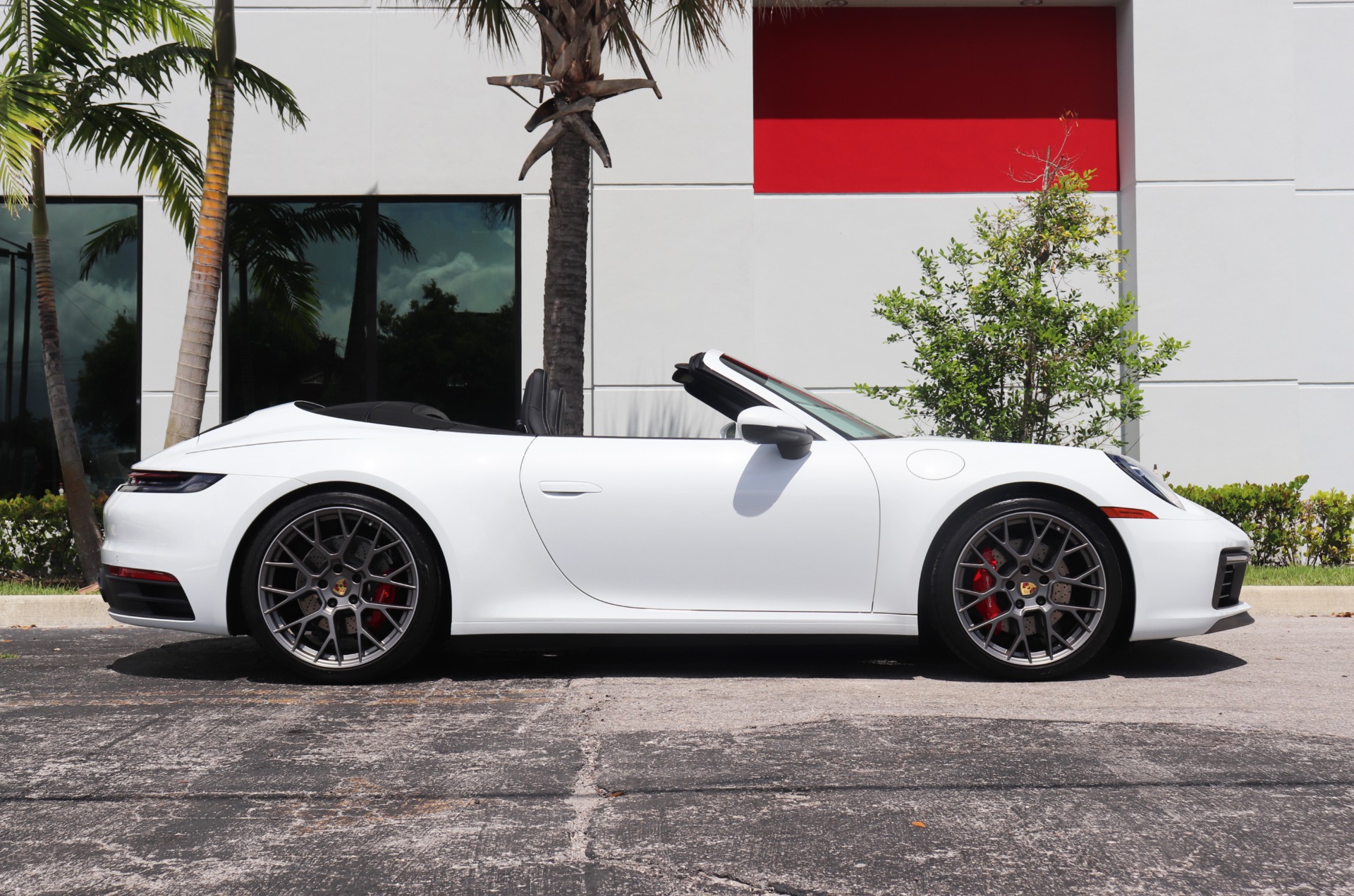 Used-2020-Porsche-911-Carrera-S